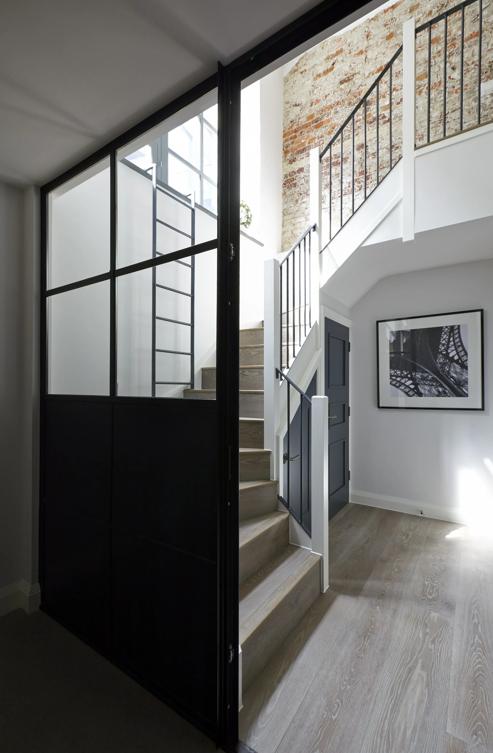 Apt 1 -16a_20160816 BourletCloseGround-267.jpg