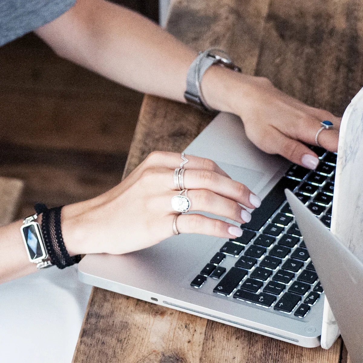 DIARY OF A DIGITAL ANTHROPOLOGIST: THE CORPORATE SELLOUT & THE DRAMA QUEEN