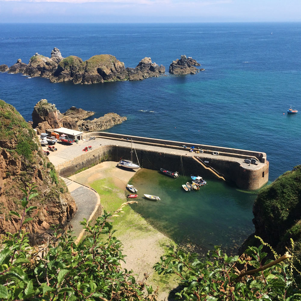 day trips from jersey to sark