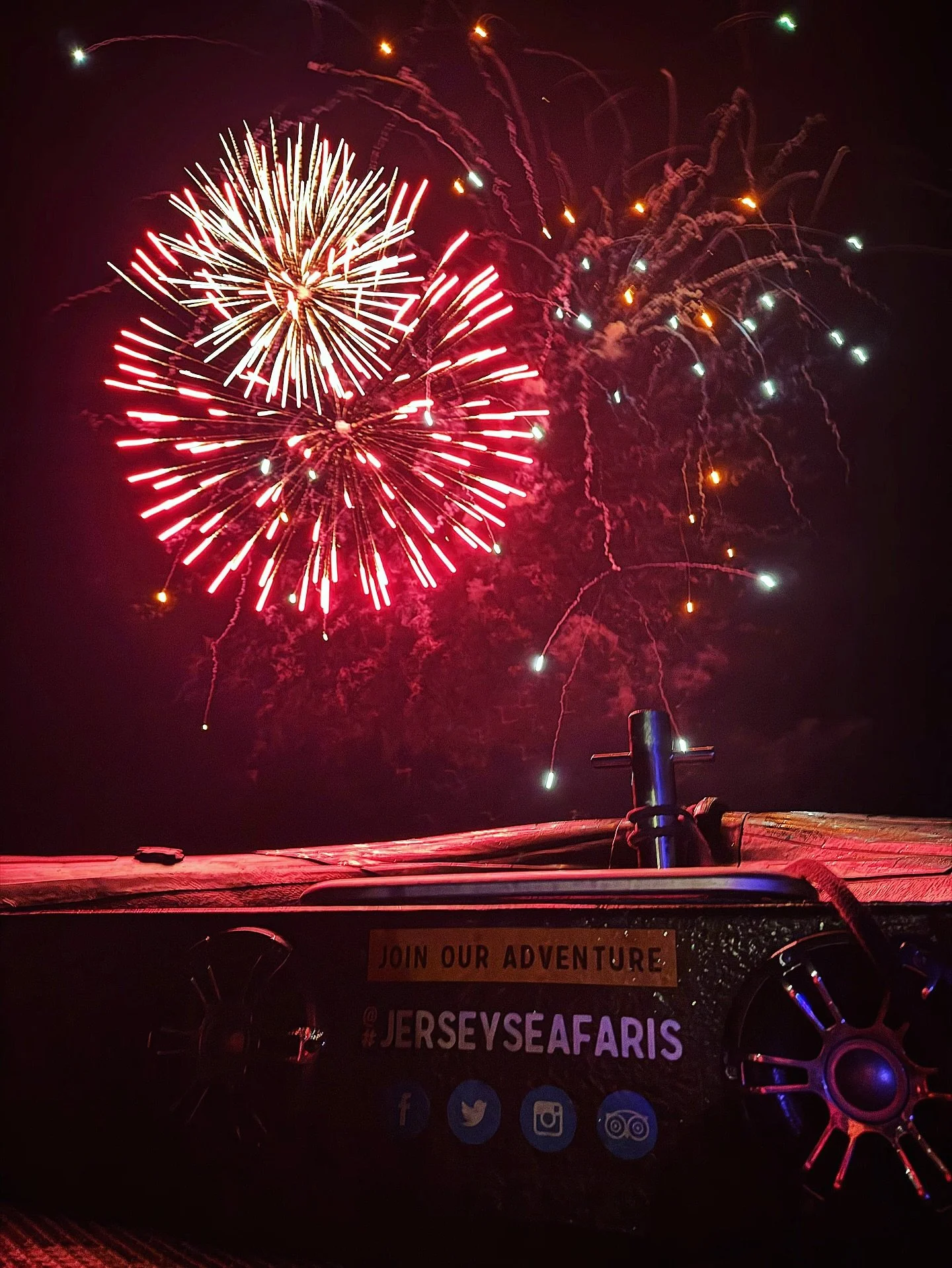 The biggest day in the St Martin calendar, Gorey Fete! Spaghetti eating competitions washed down with yards of ale, finished off with a tremendous fireworks display🎇 
&bull;
&bull;
#fireworks #boat #gorey #fete #summer25 #jerseyci #thingstodoinjerse