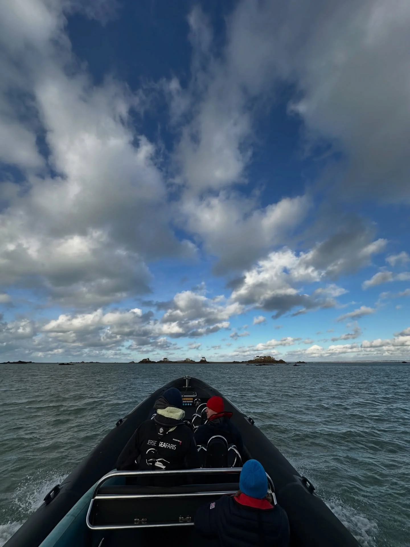After storm Goretti this was the first chance we had to get out to Les Ecrehou. Fortunately there is very little damage, a few roof tiles missing but that&rsquo;s about it. 
&bull;
&bull;
#StormGoretti #Jersey #BoatTrip #2026