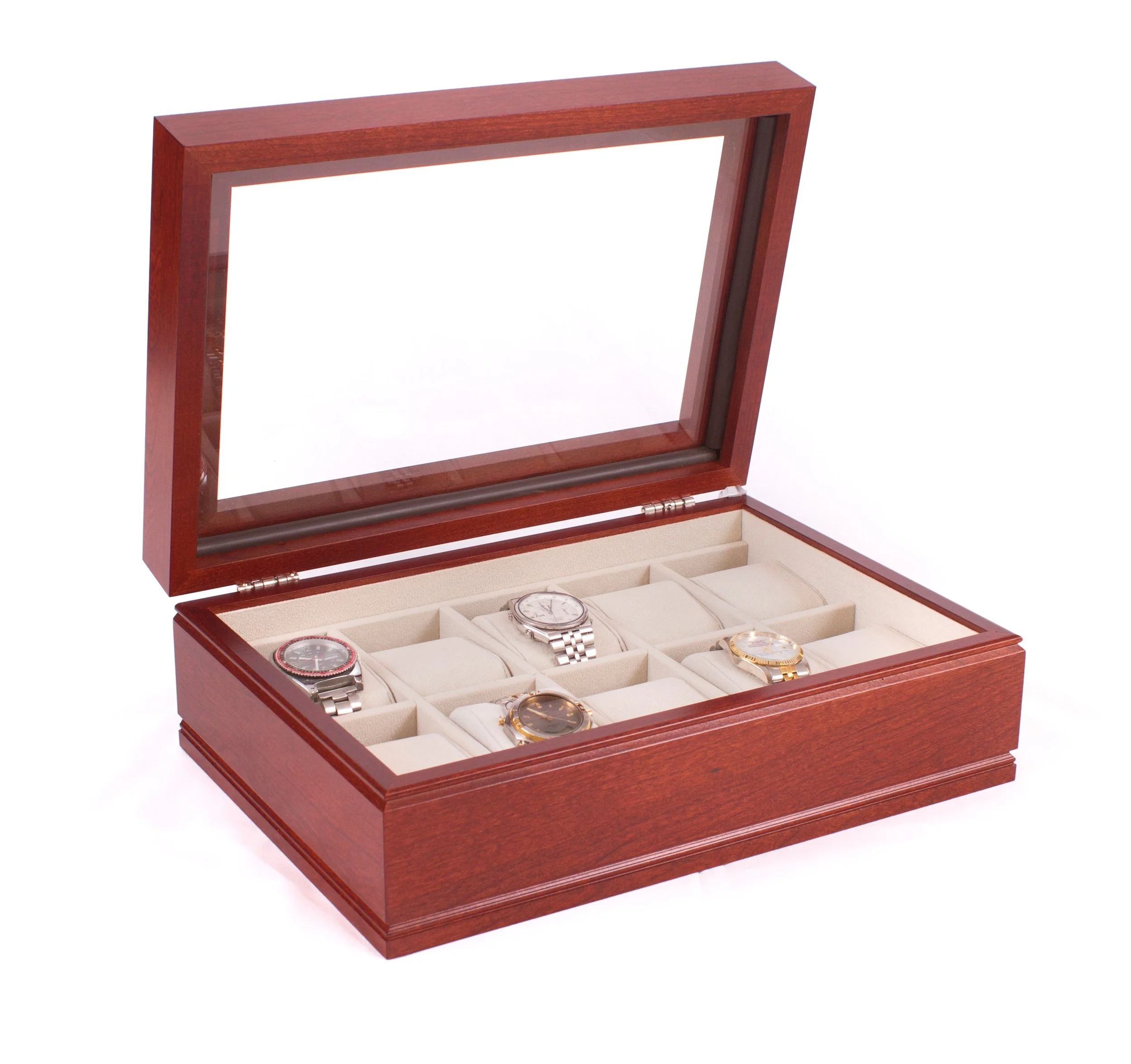 W10C Watch Chest Open 2.jpg
