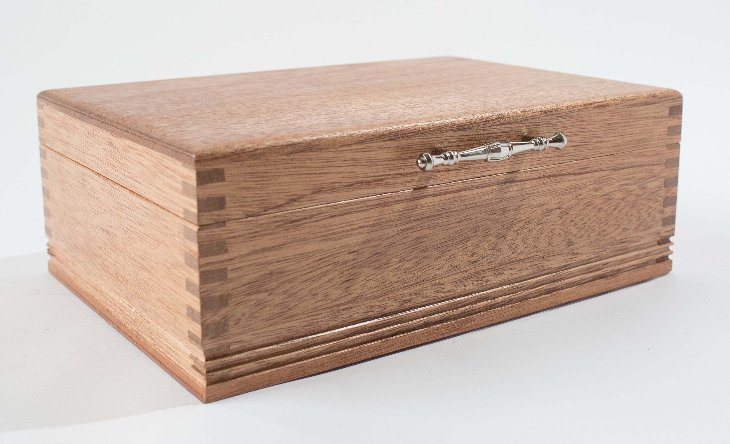 #JNE00 Jewelry Box with Tray; CLOSED.jpg