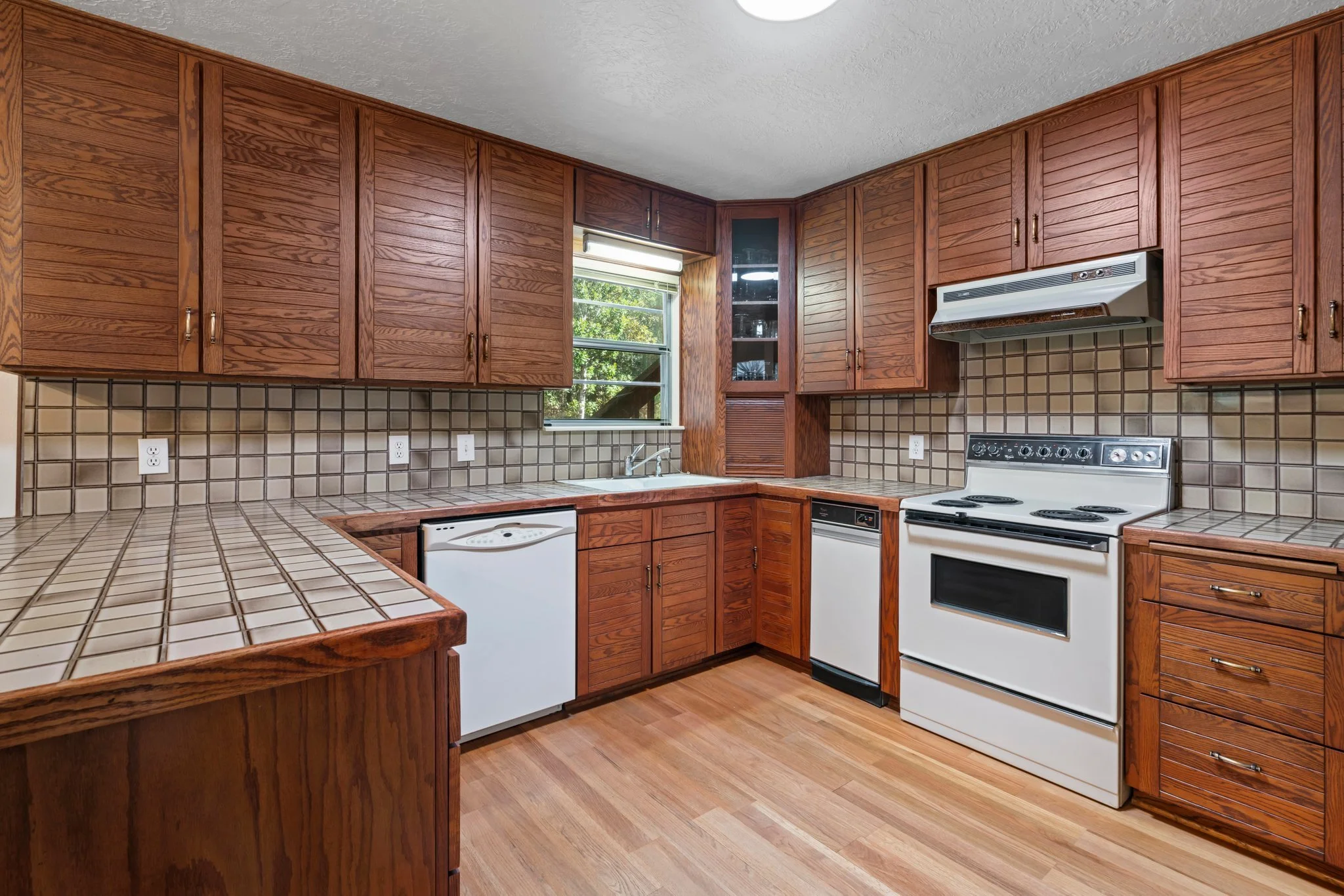 29-web-or-mls-DSC09834.jpg