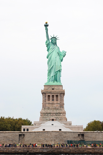 statue-lib.jpg