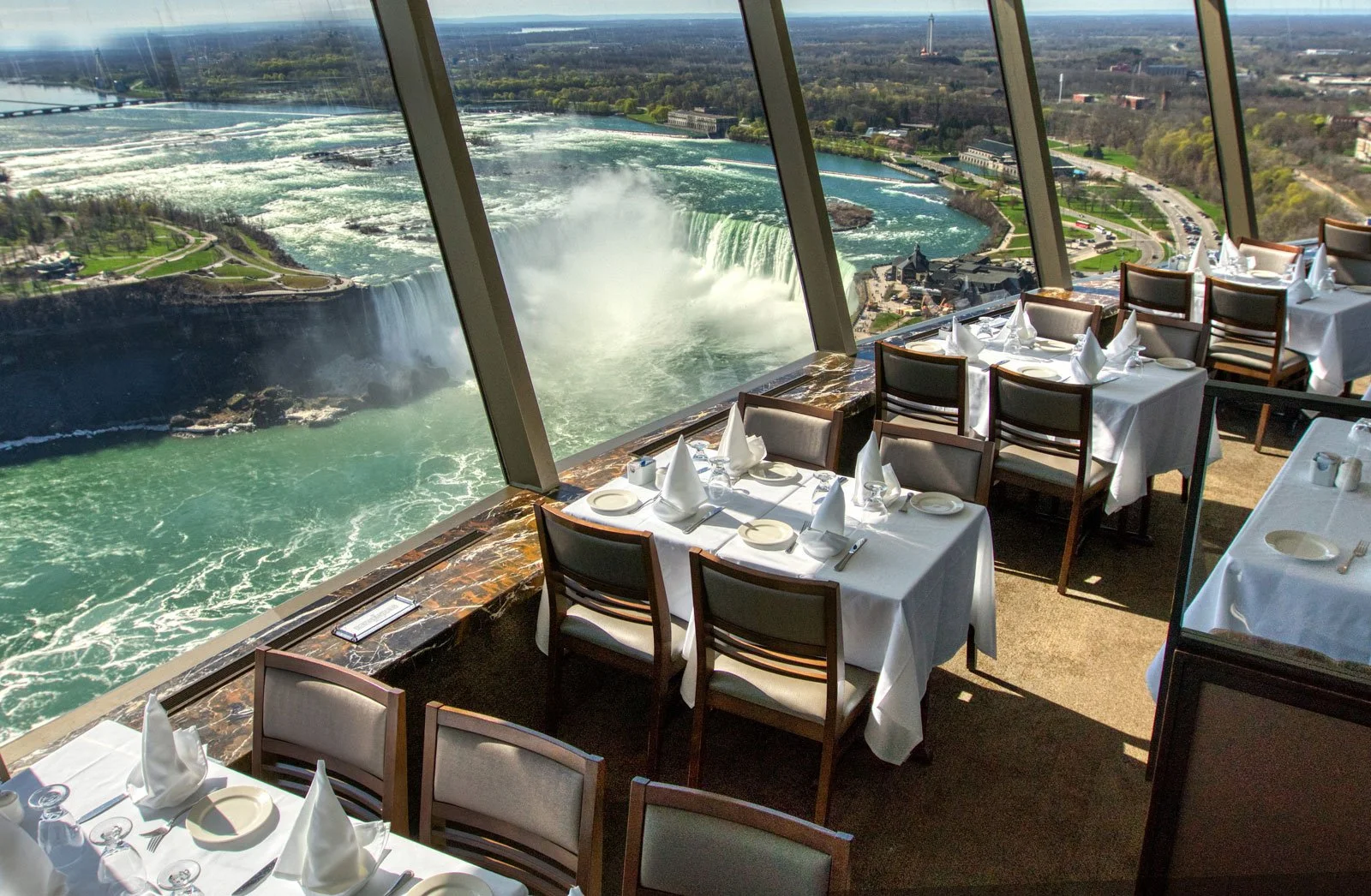 Revolving-Dining-Room.jpg