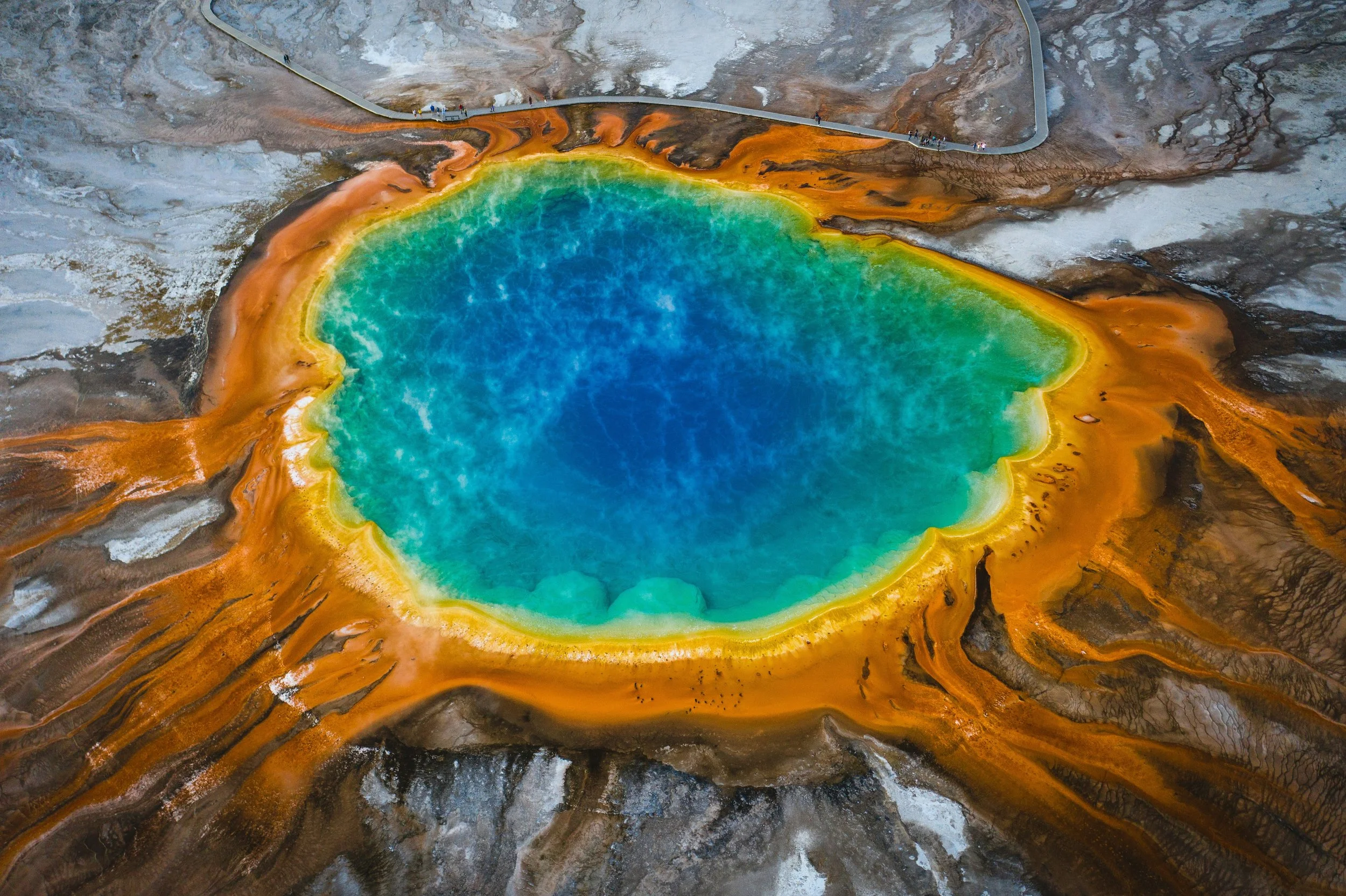 Register Here for the Fire & Ice: Yellowstone, Grand Teton, Glacier & Waterton Lakes National Parks Tour
