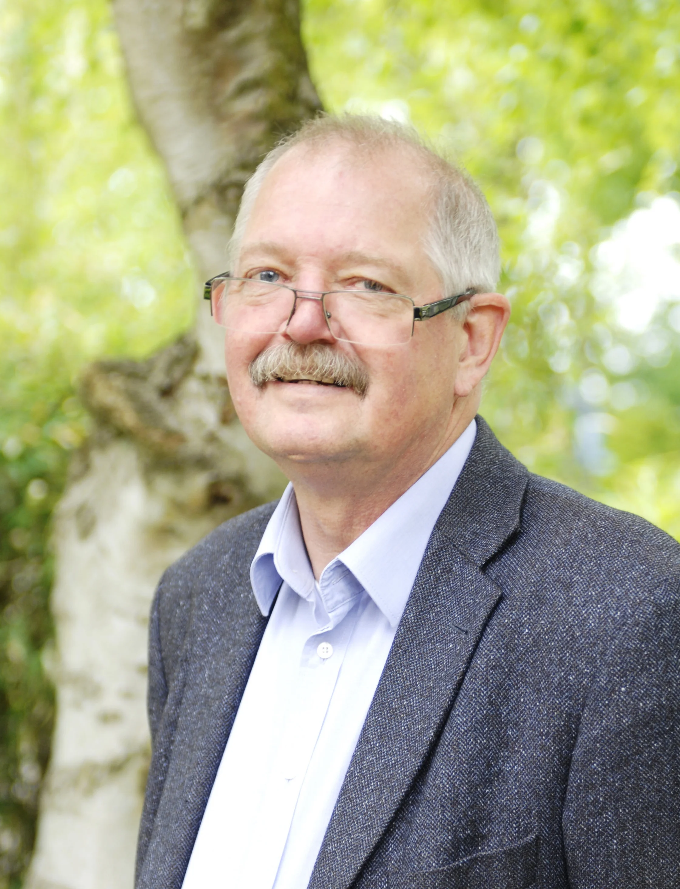 FRANK HOOGEBOOM  Adviseur