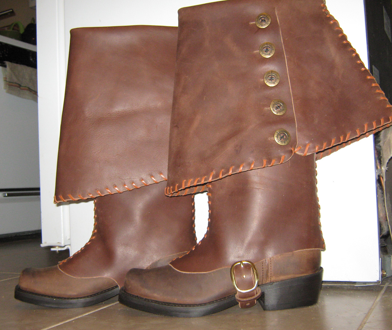 custom-pirate-boots-leather-stitching-009.jpg