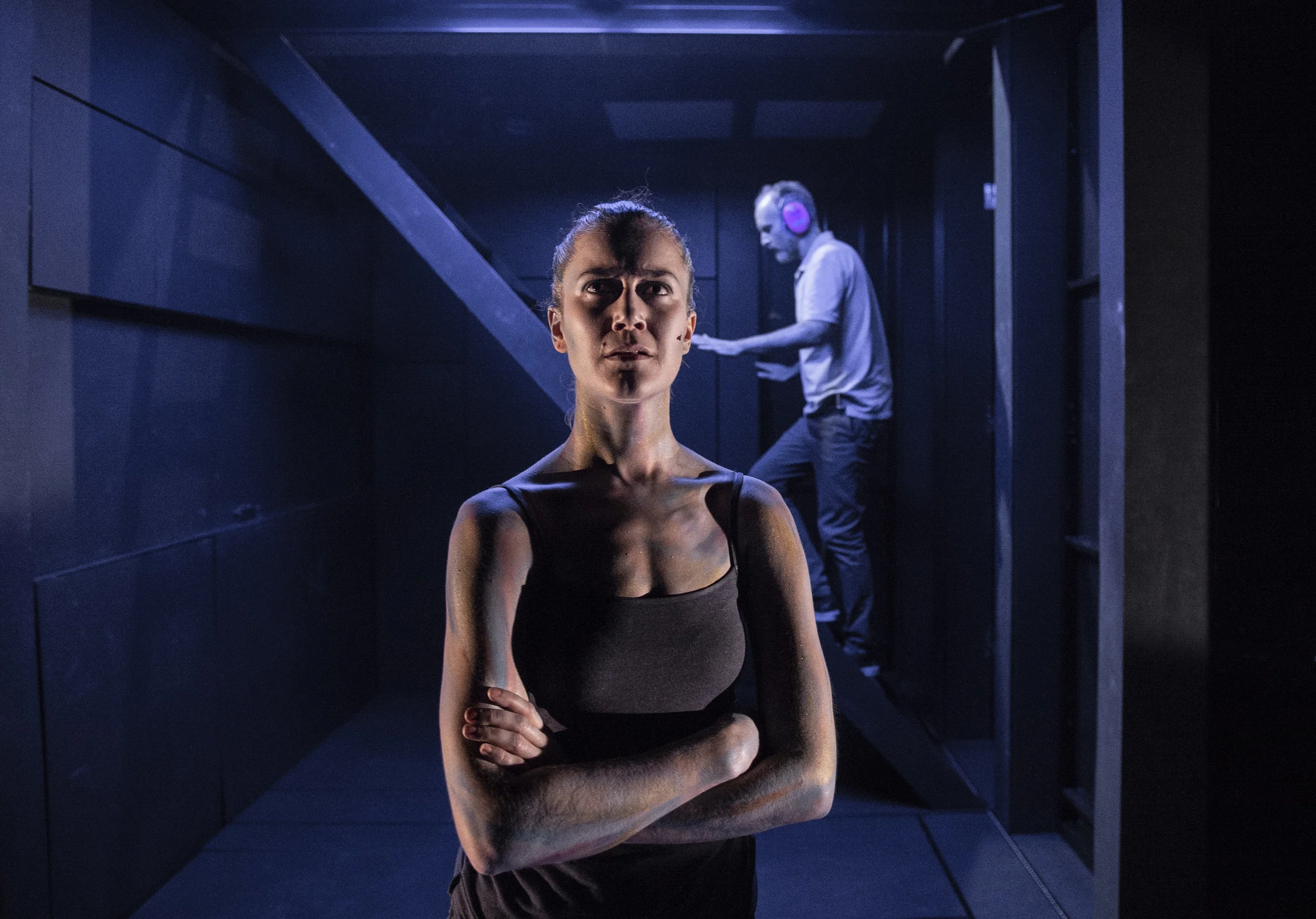 Tung tids tale på teaterscenen