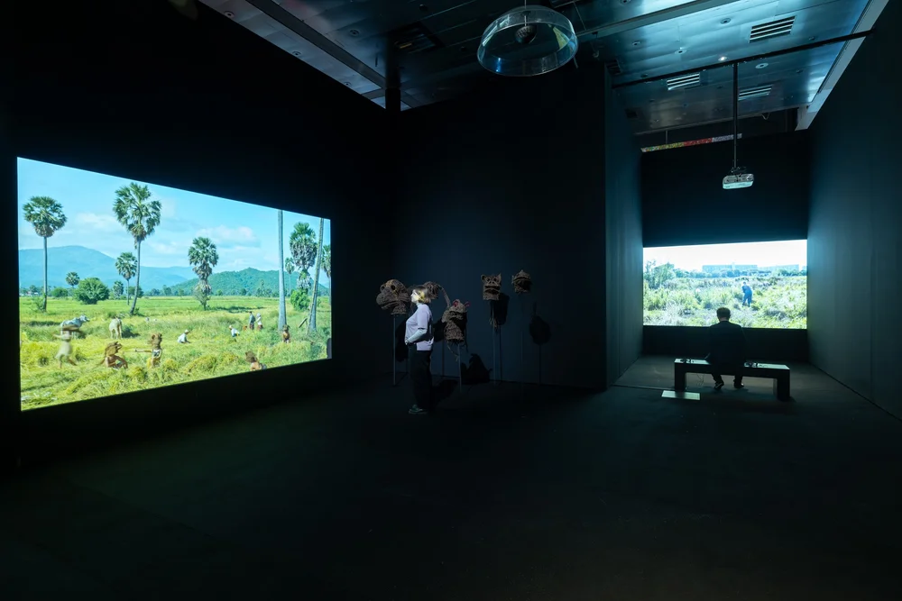 Ausstellungsansicht, Utopia. Recht auf Hoffnung, Kunstmuseum Wolfsburg, Foto: Marek Kruszewski