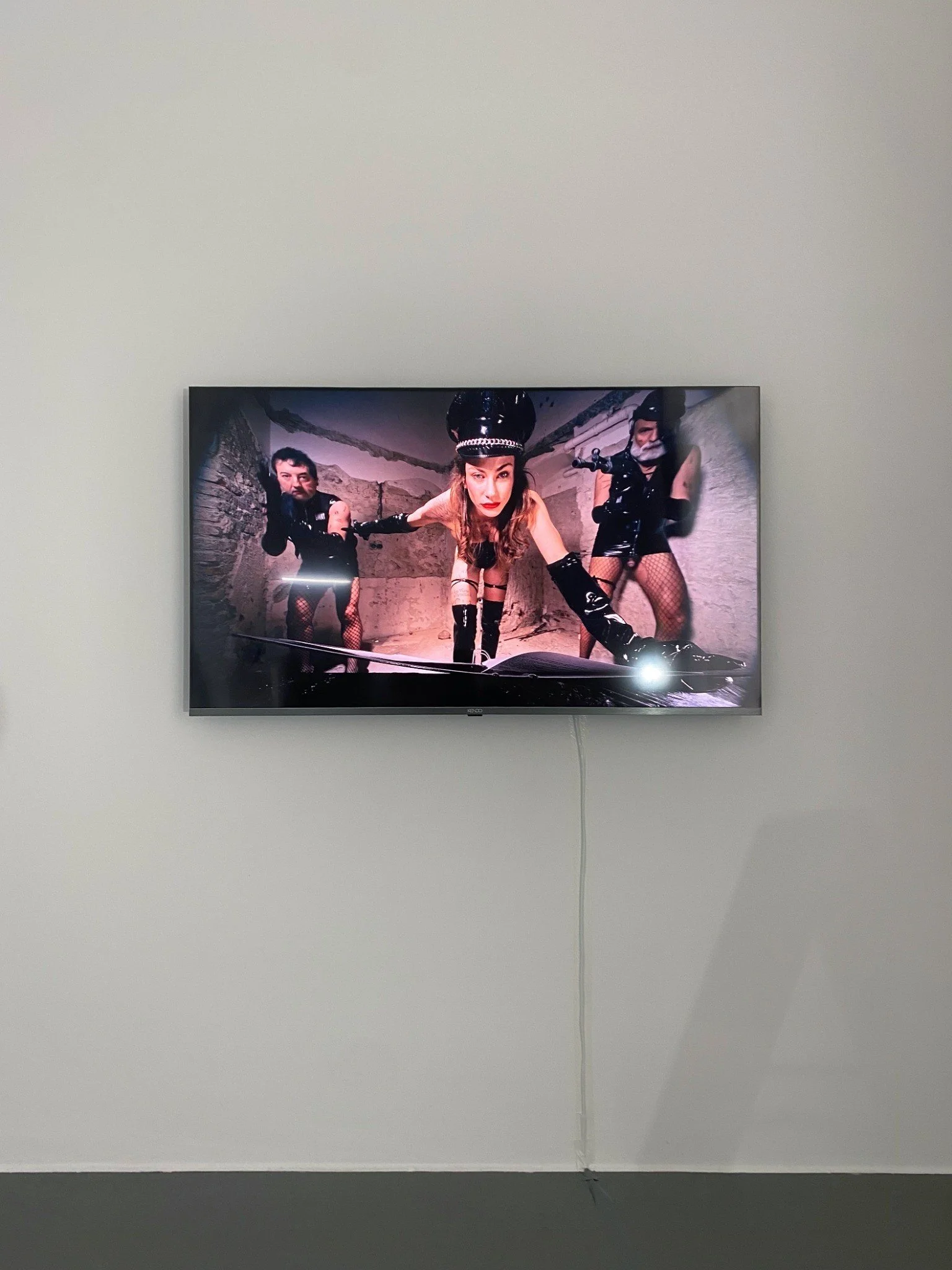 Alina Kleytman: Are u tired?, 2026, Courtesy of Gunia Nowik Gallery / Mit freundlicher Genehmigung von Gunia Nowik Gallery