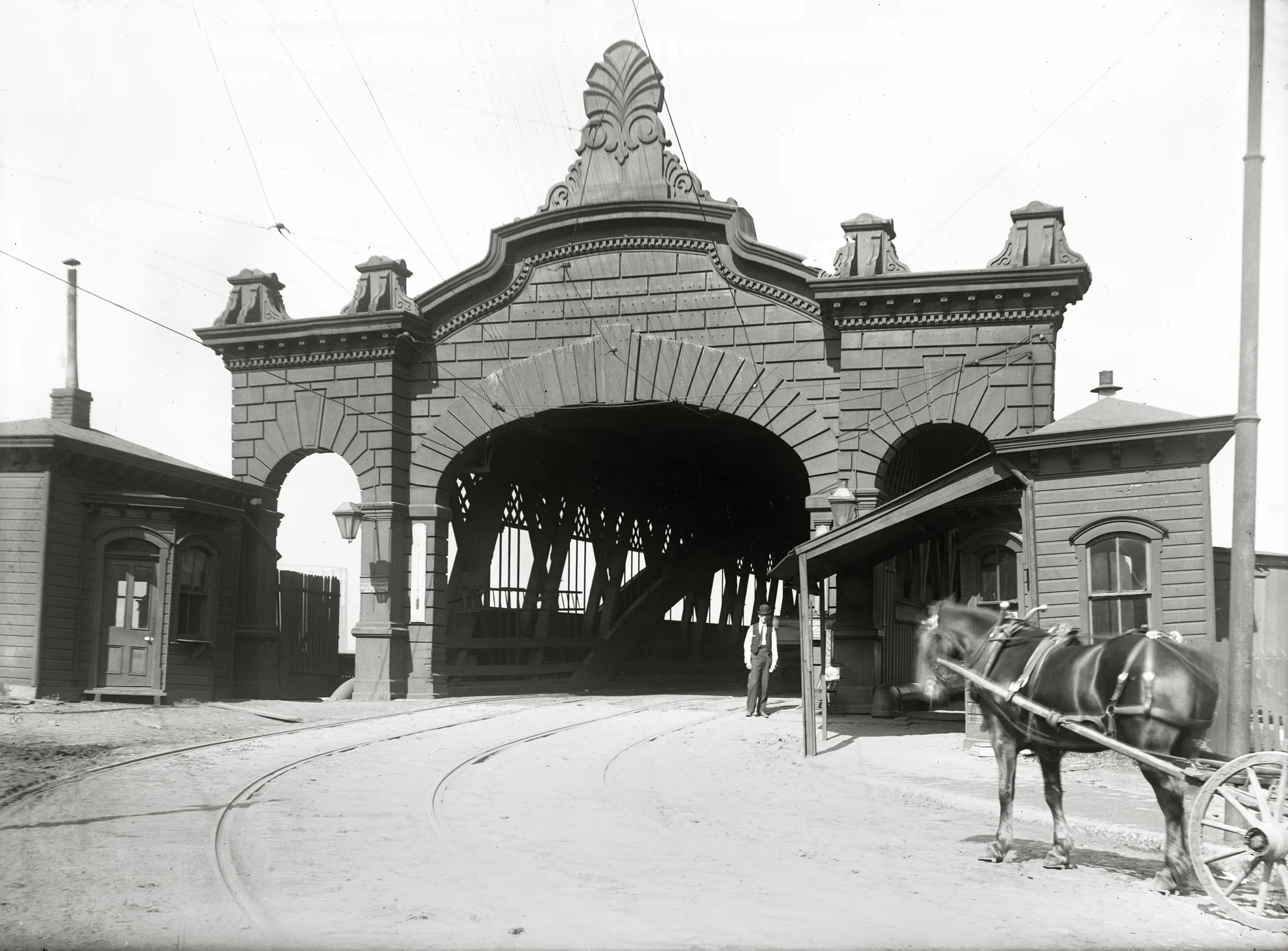 1907
