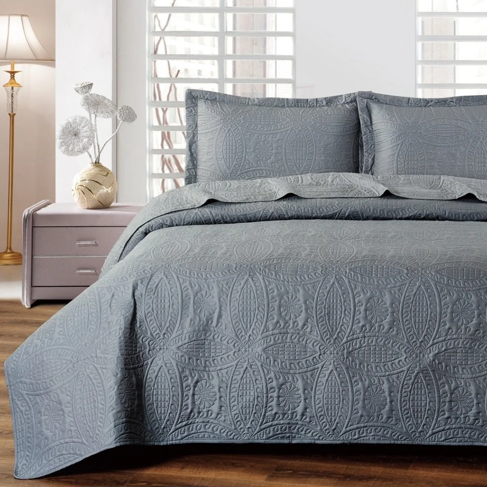 bed.jpg