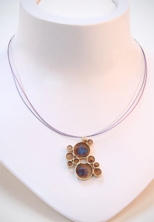 pendant 8, web.jpg