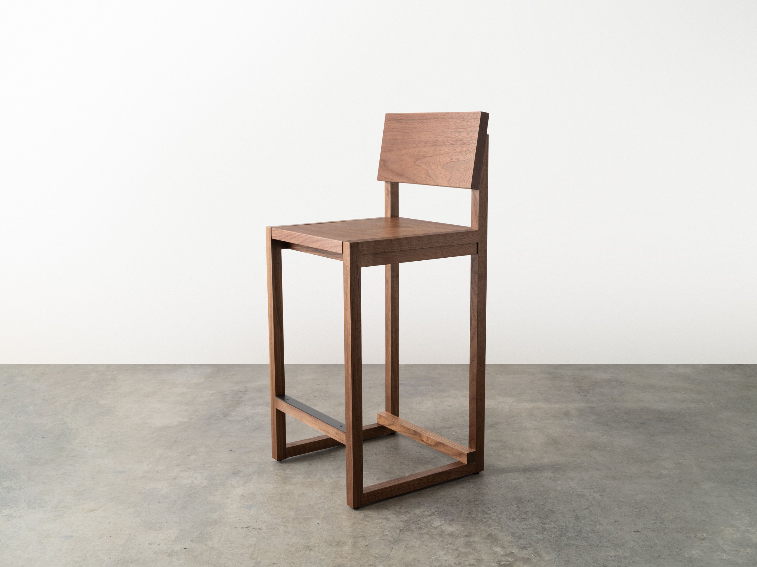 SQ_Counter_Stool_Walnut1_Edit_V2.jpg