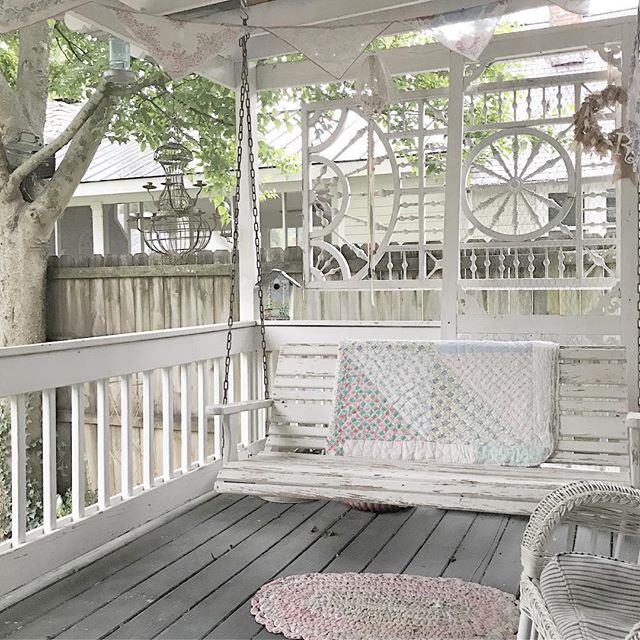 A drizzling rain here in #franklintn ...and my wilting hydrangeas and thirsty roses are grateful...and the sound it makes on the tin roof of this porch is music to my ears...but I think of our friends in Texas, and I pray. #prayersfortexas #rosewater