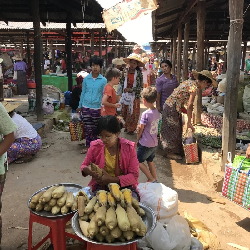 Floating market