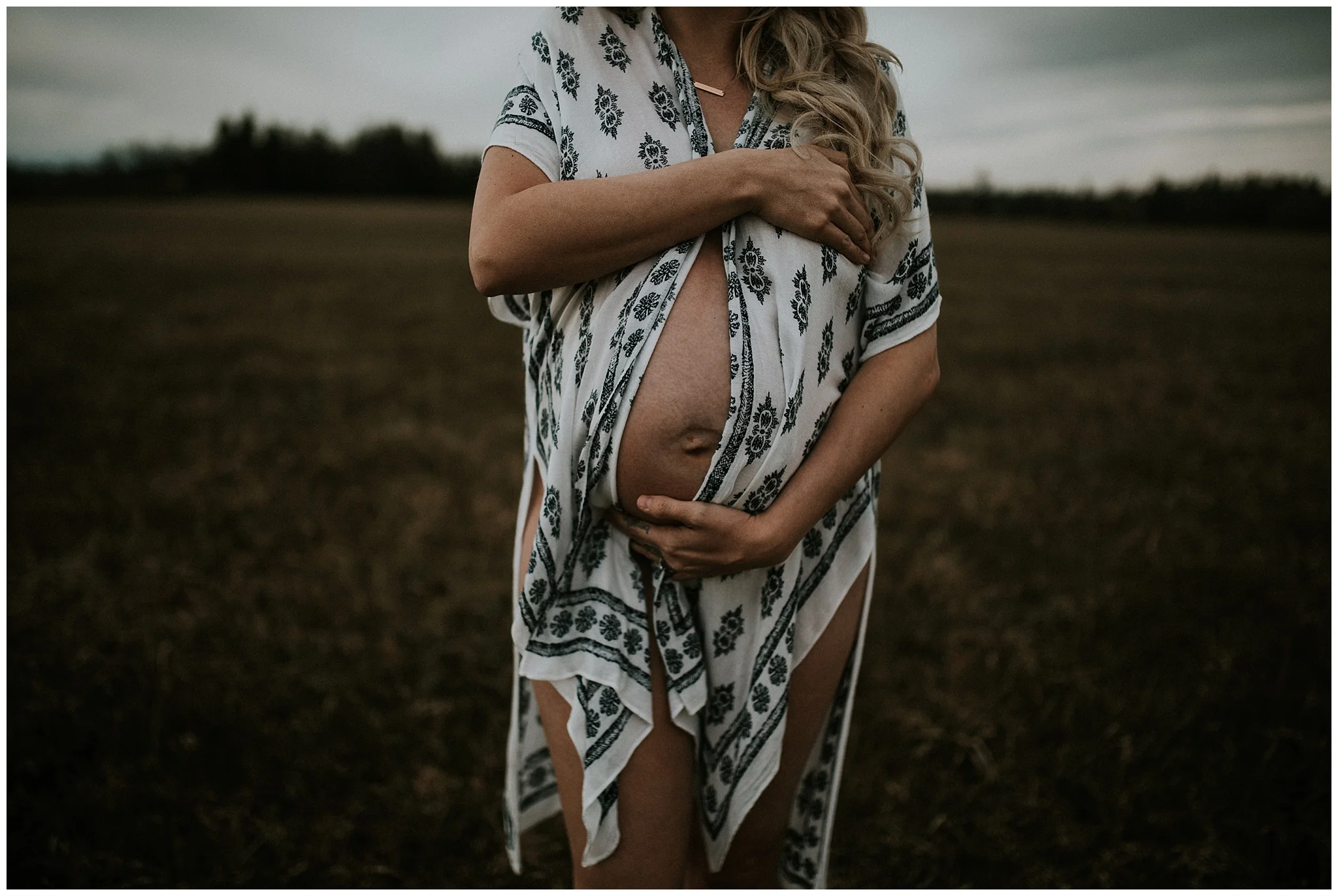 Langley Maternity Photographer - Sasha in Fort Langley 