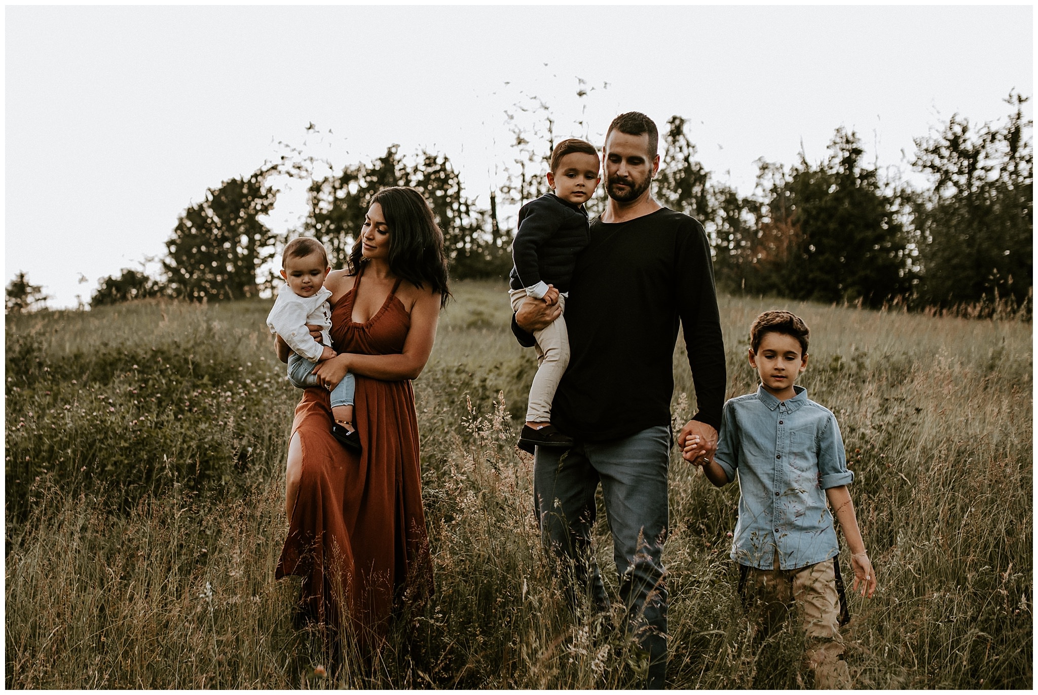 A golden hour family photoshoot in Langley