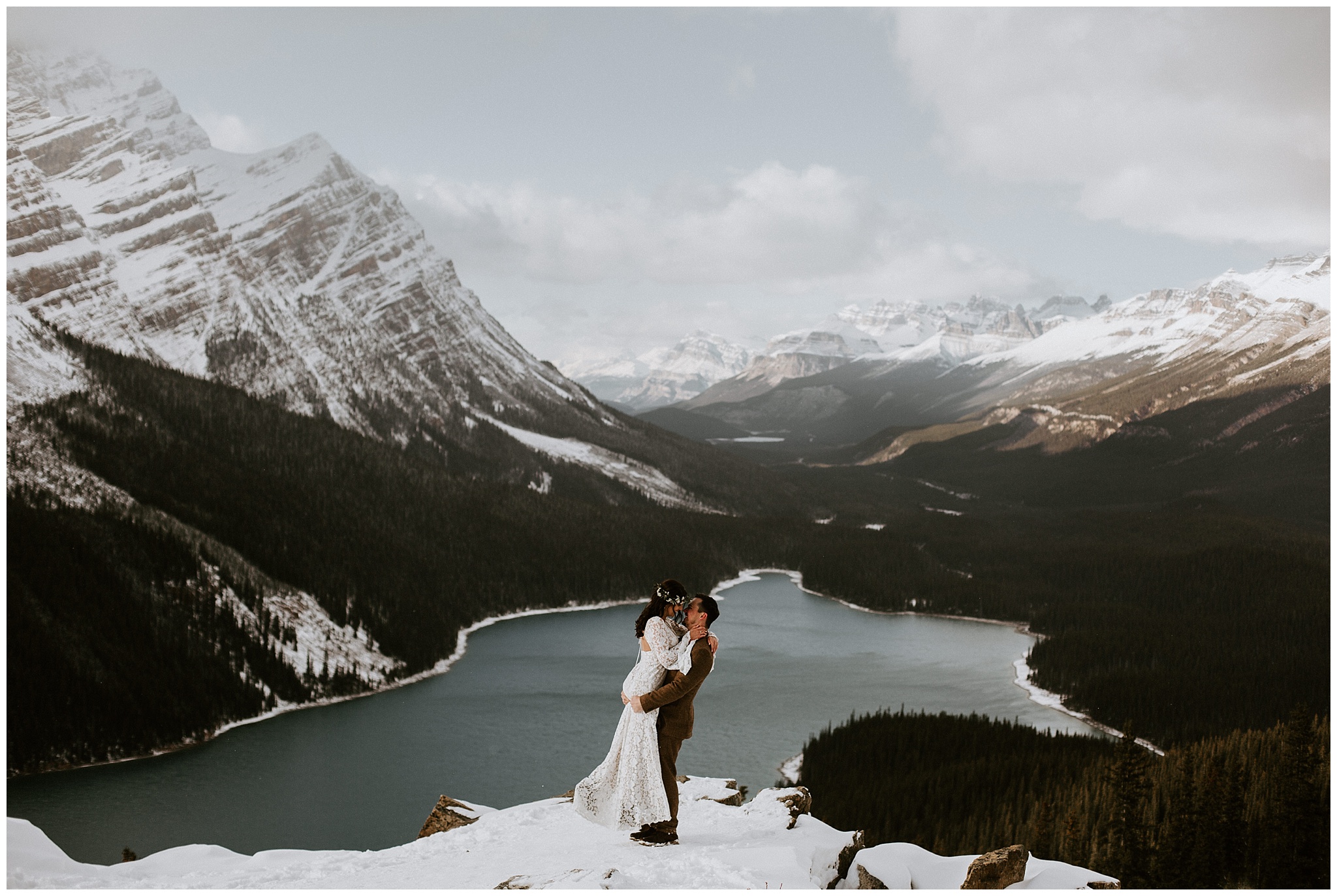 An epic winter elopement at the Peyto Lake lookout in Jasper, Alberta