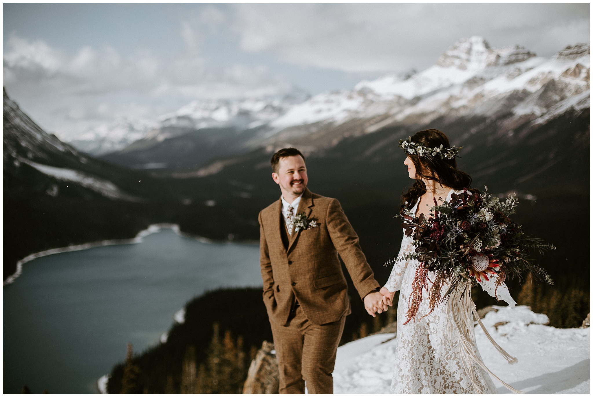 An intimate elopement at Peyto Lake in Jasper 