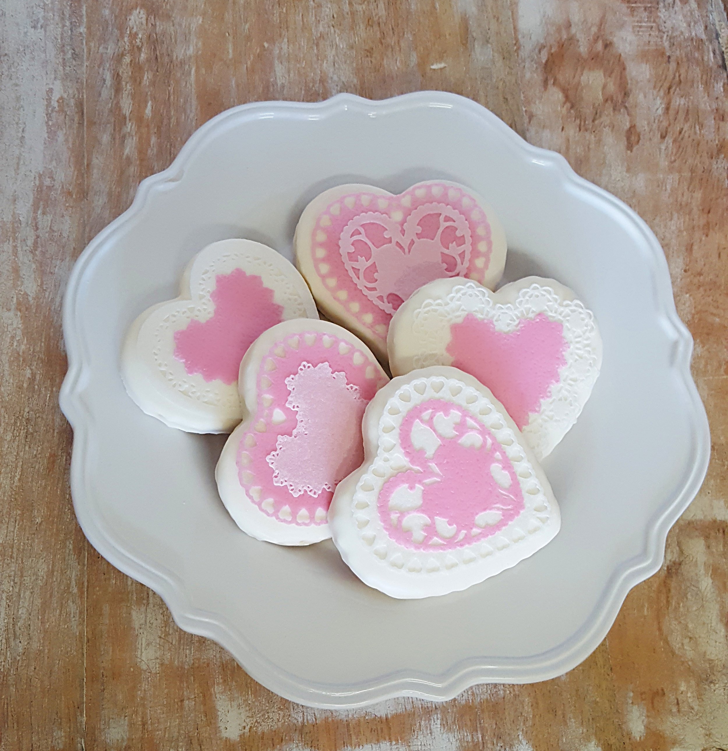 valentine doily cookies.jpg