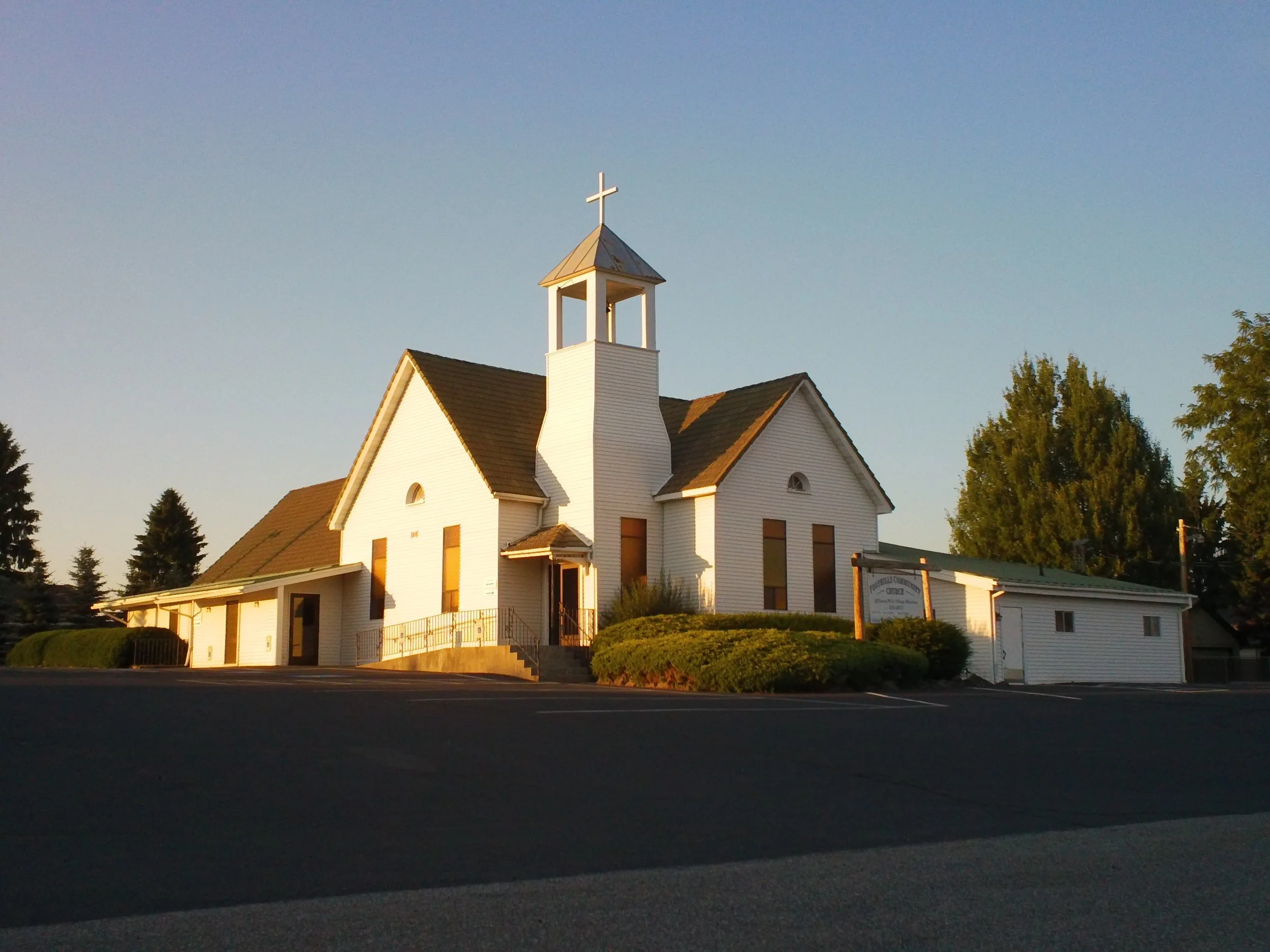 Foothills Community Church