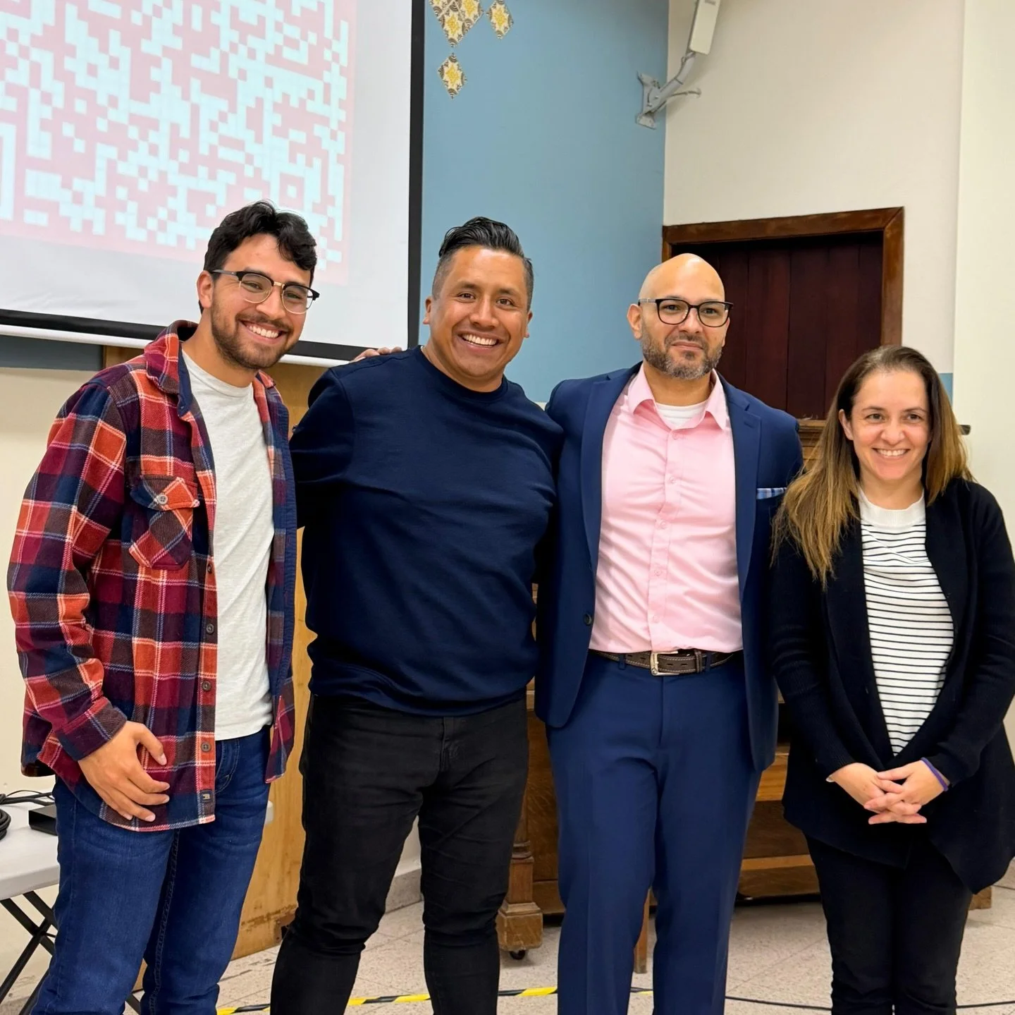 🇲🇽 &iexcl;Tuve un tiempo excelente en Puebla, M&eacute;xico!

Fue un gran privilegio compartir sobre el libro de Job en el Seminario B&iacute;blico de Puebla.

Aqu&iacute; les dejo solo algunos de los recuerdos que compart&iacute; con mis estudiant