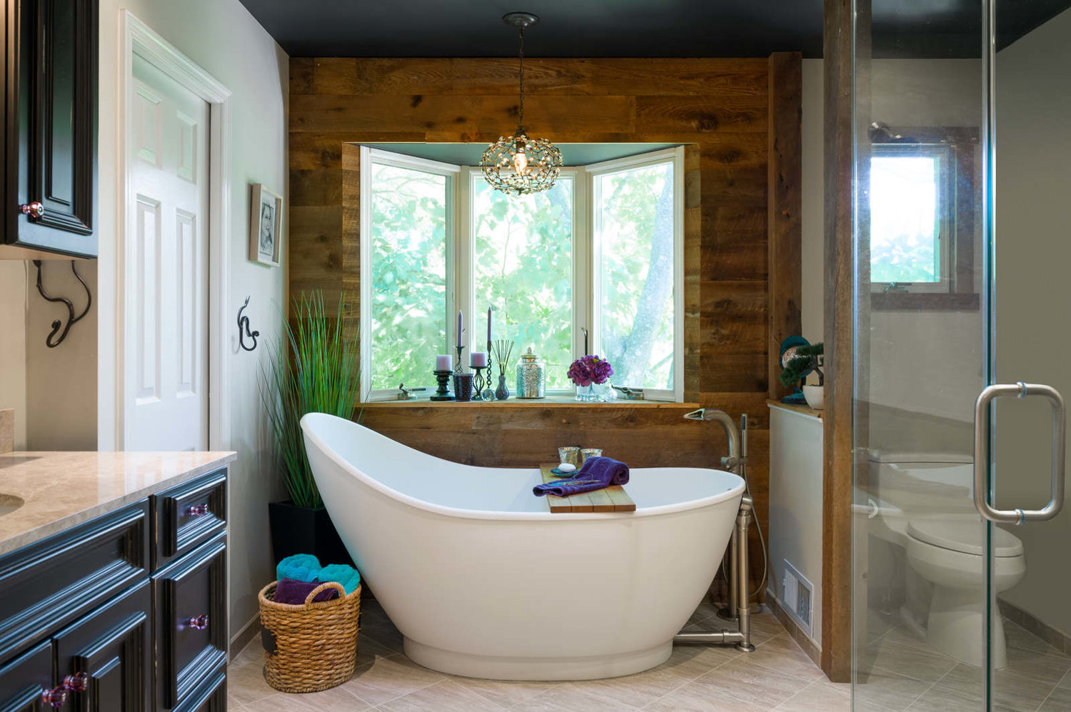  By Ella Design Group. Photography by Paul S. Bartholomew .