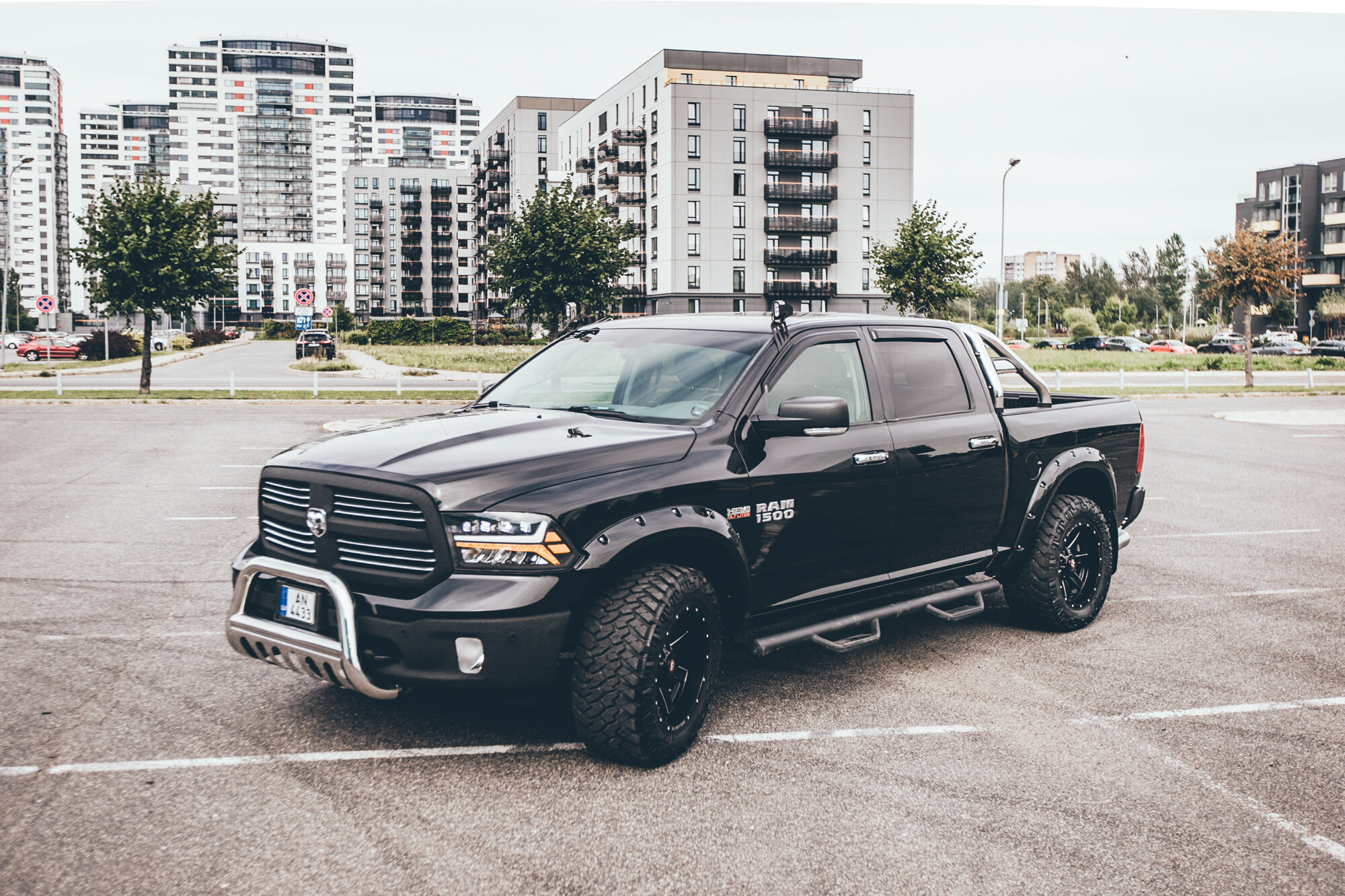 dodge-ram-arena-parking-1.jpg