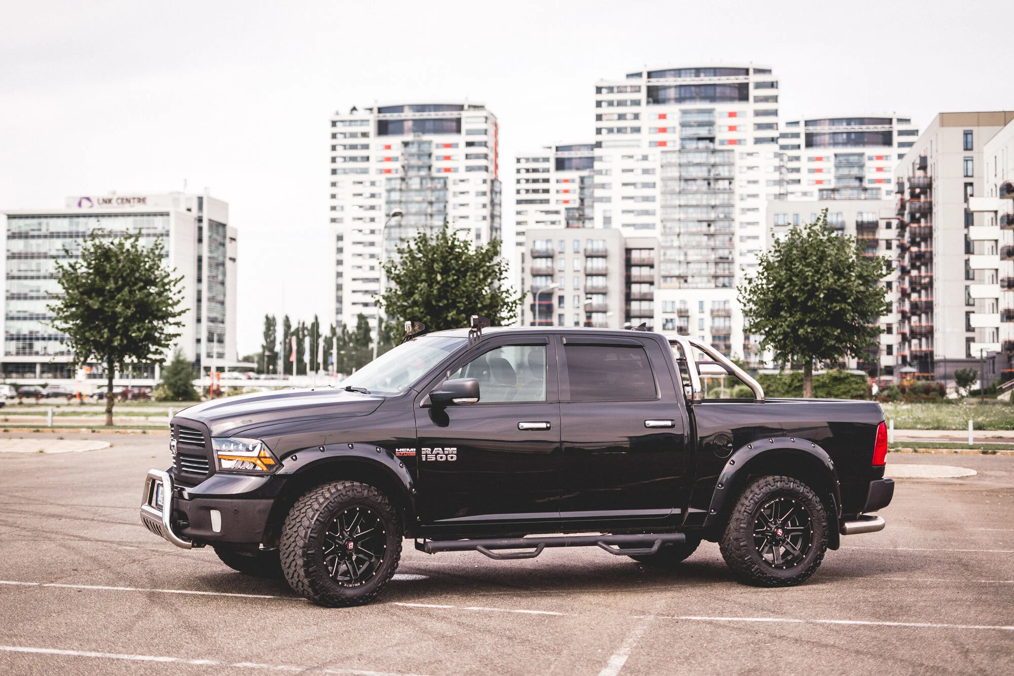 dodge-ram-arena-parking-6.jpg