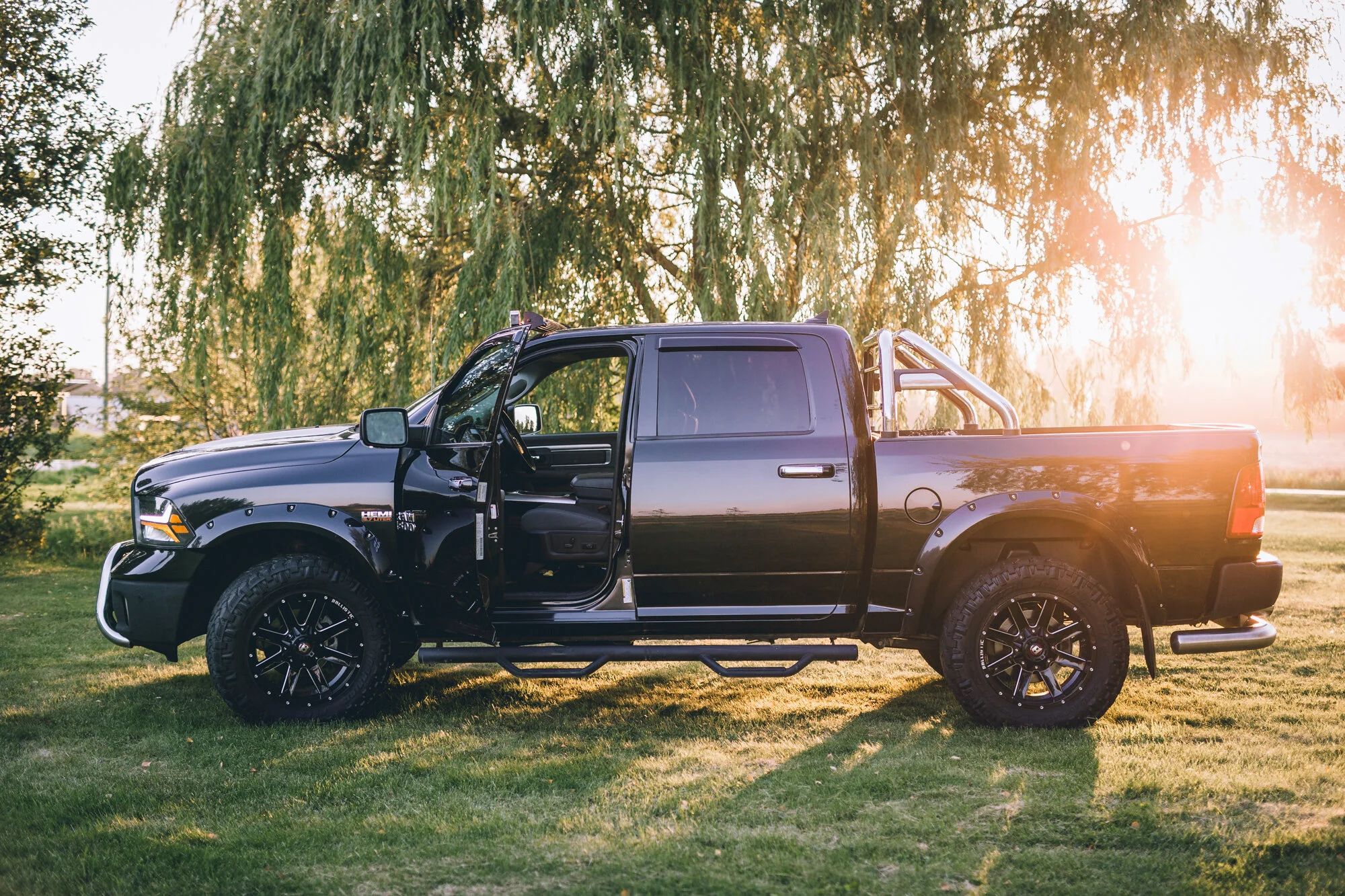 dodge-ram-green-grass-sunset-11.jpg