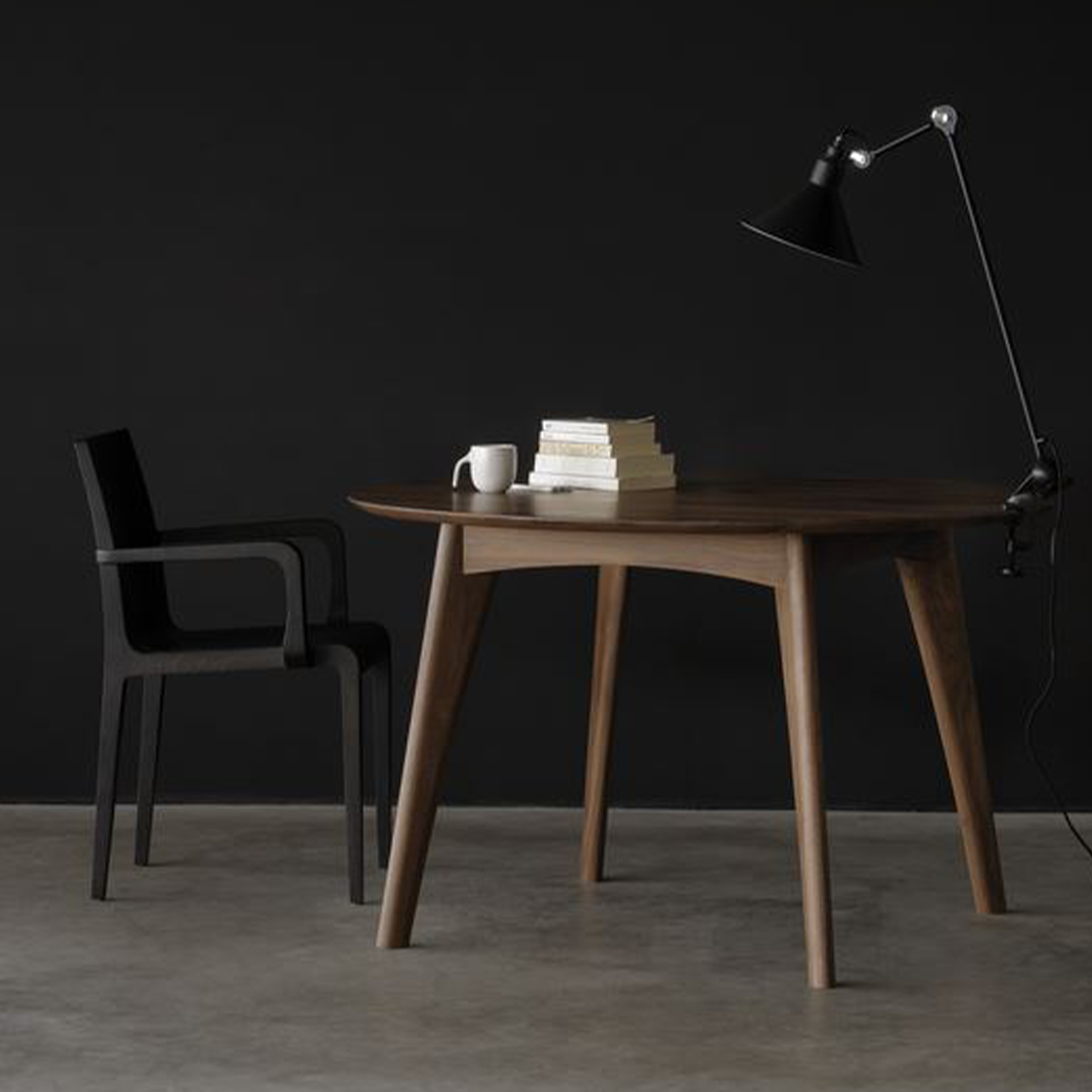 43031-Walnut-Osso-low-dining-table.jpg.png