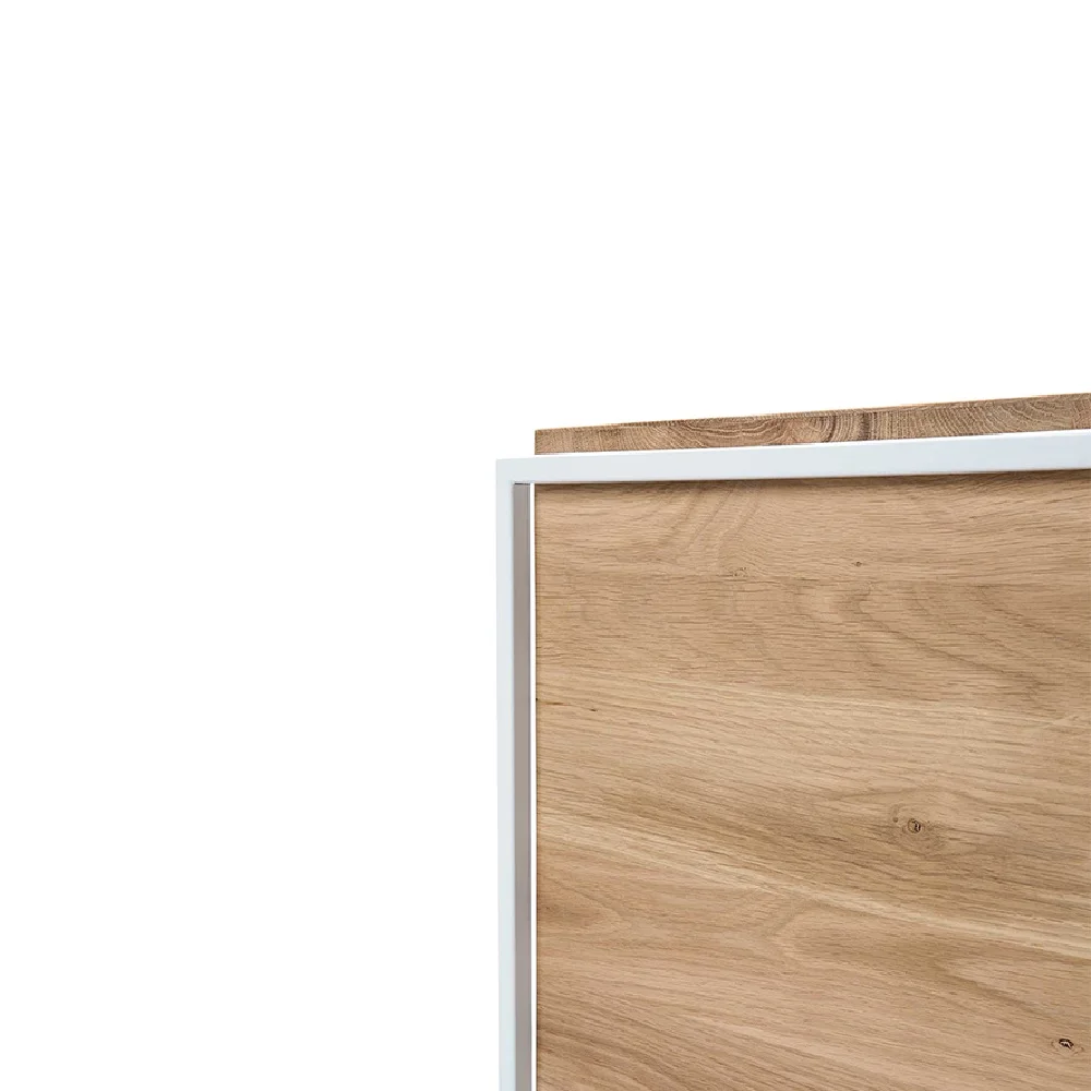 TGU-026867-Monolit-side-table-M_det.jpg