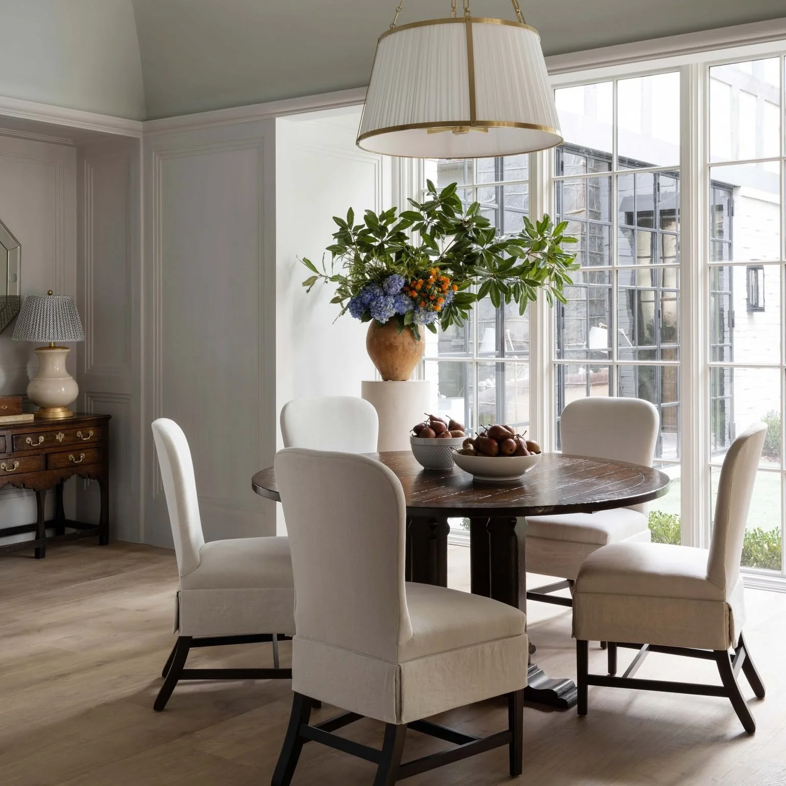 The original Private Club for interior designers since 2004, remains focused on providing remarkable cost savings on the most coveted and hard-to-find brands. Experience what only a Private Club can offer.
.
www.habitatery.com/lee-industries
.
#habit