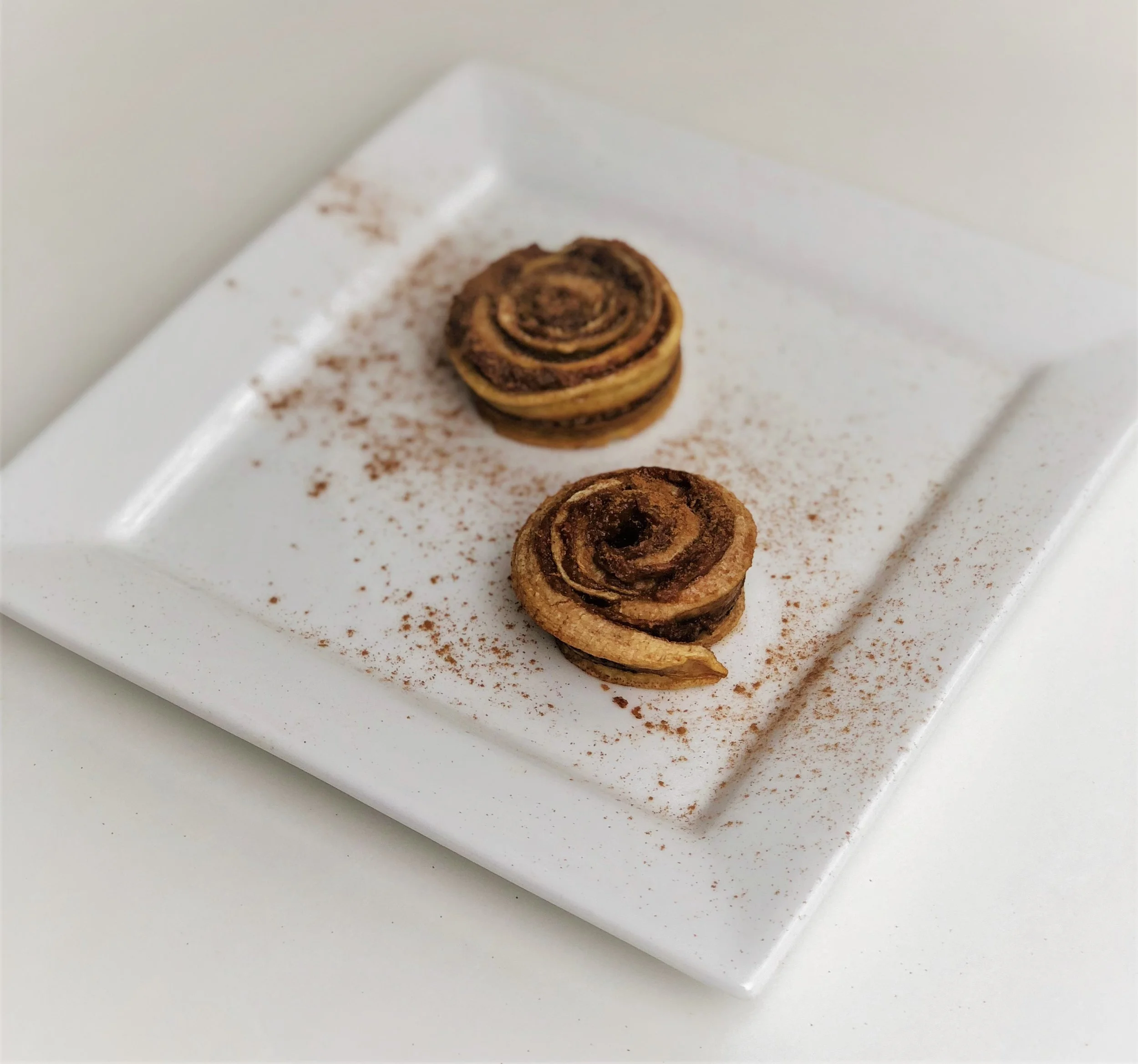Four Ingredient Vegan Cinnamon Rolls