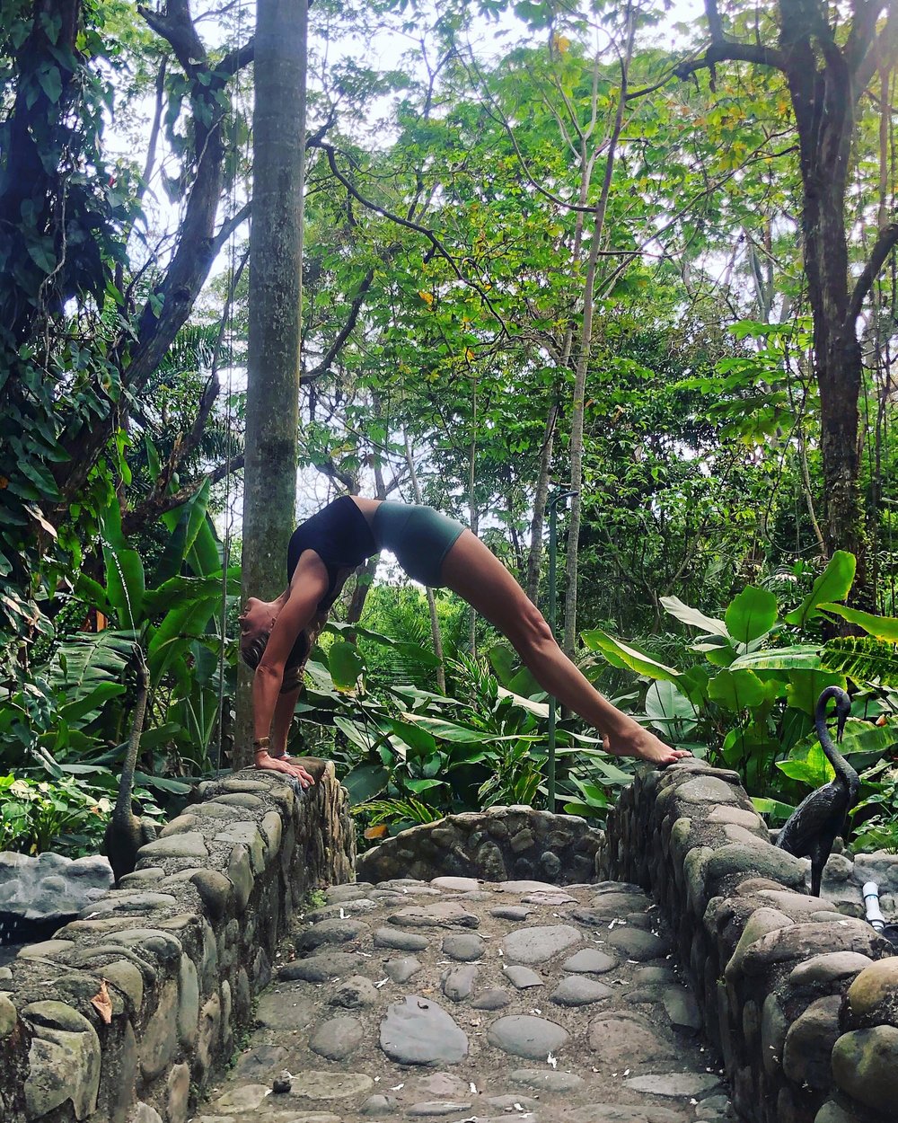 Backbend in Costa Rica @yoga_ky