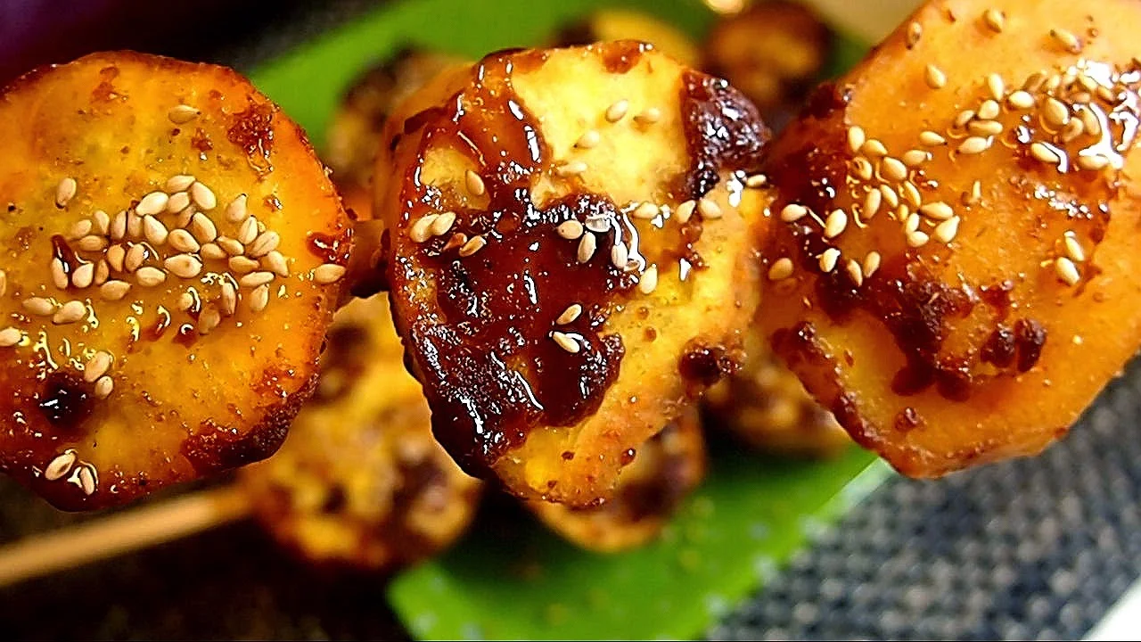 Kamote-que (Sweet Potato Skewers) / Photo credit: Luweeh's Kitchen