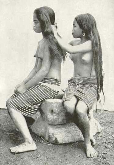 Ifugao women in National Geographic 1910-1913