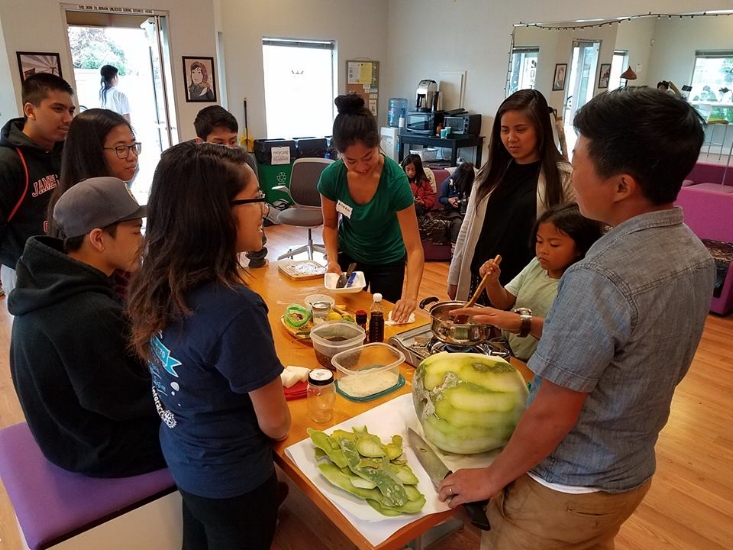 Seedsaving and cooking with youth and Kristyn of Namu Farm at Filipino Advocates for Justice / Photo courtesy of the author