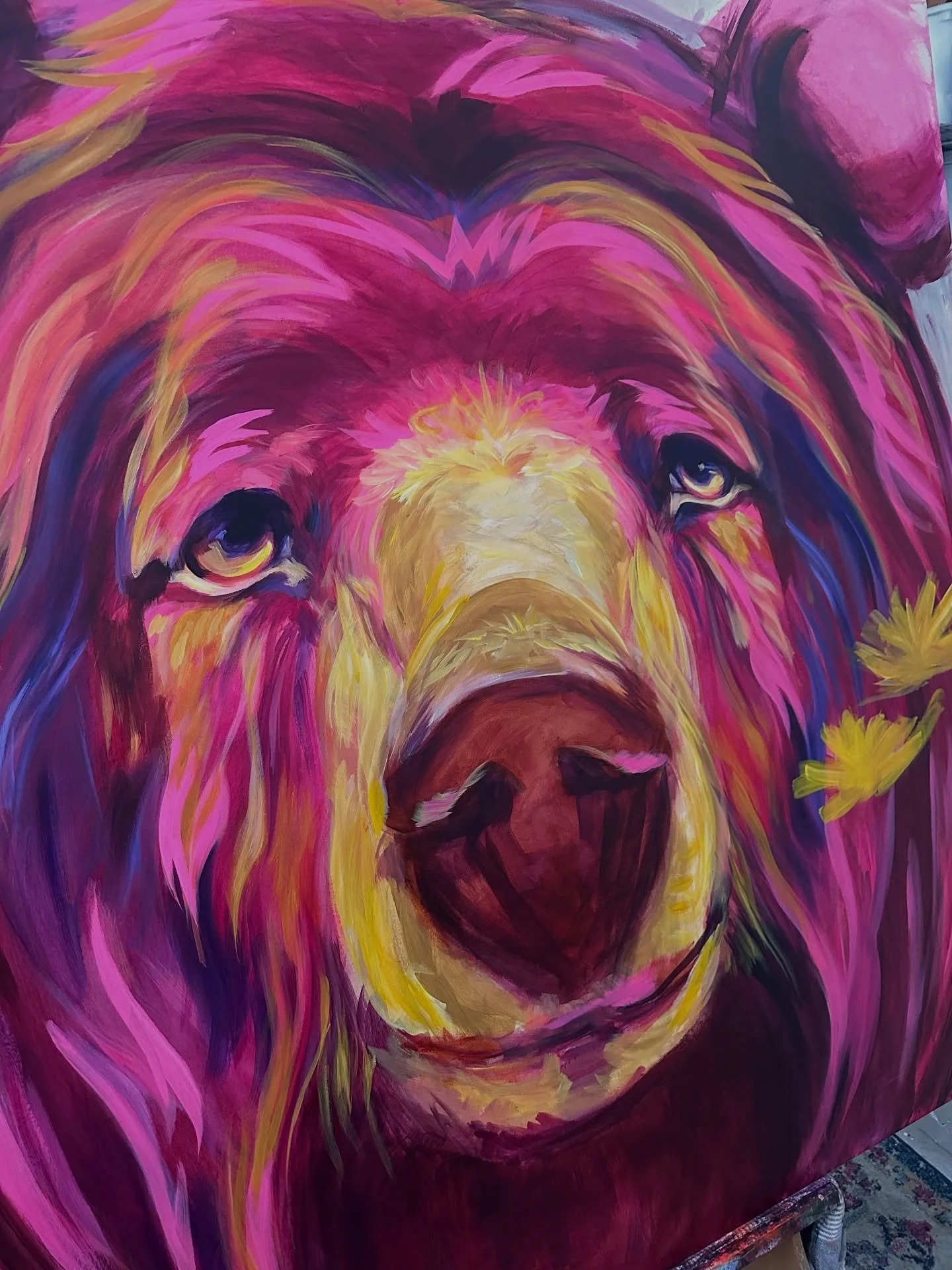 Spent my week working on this lollipop. 
What I love most about this big bear is depending on what light is hitting it, it seriously is kaleidoscopic. 
Please like and share if you are so inclined. Will be in The woods for the weekend with no coverag