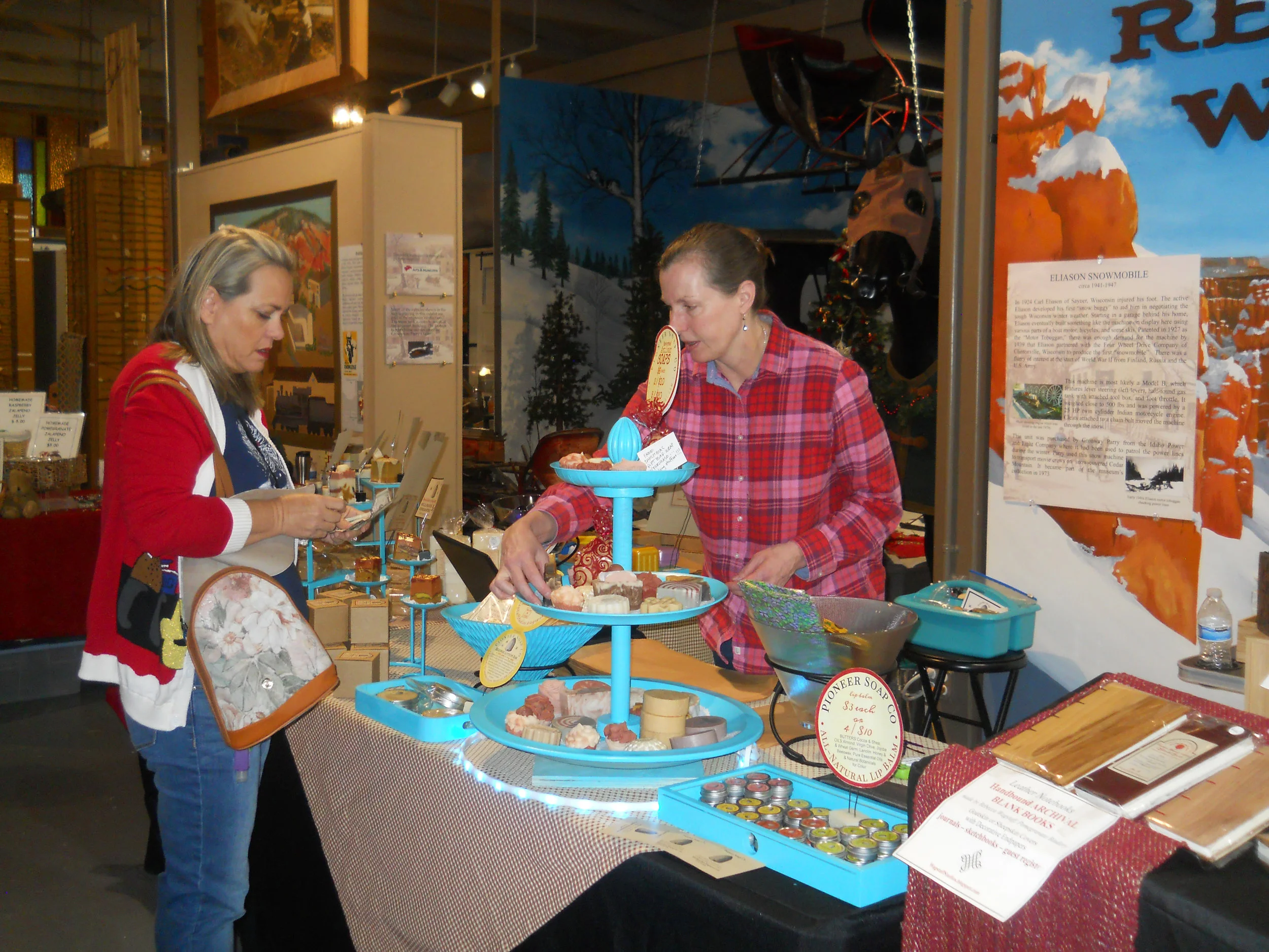 Homestead Christmas - press photo 4.jpg