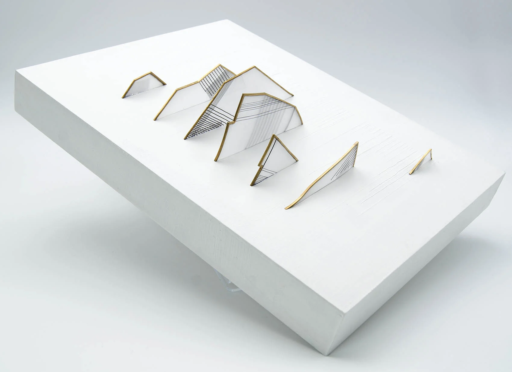 dp3d004-scored-typography-corner.jpg