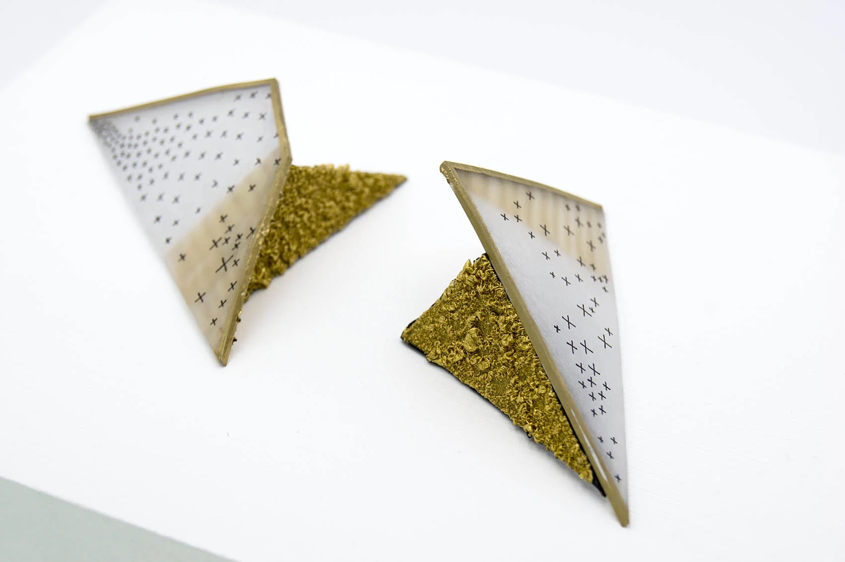 dp3d015-hang-gliders-detail2.jpg