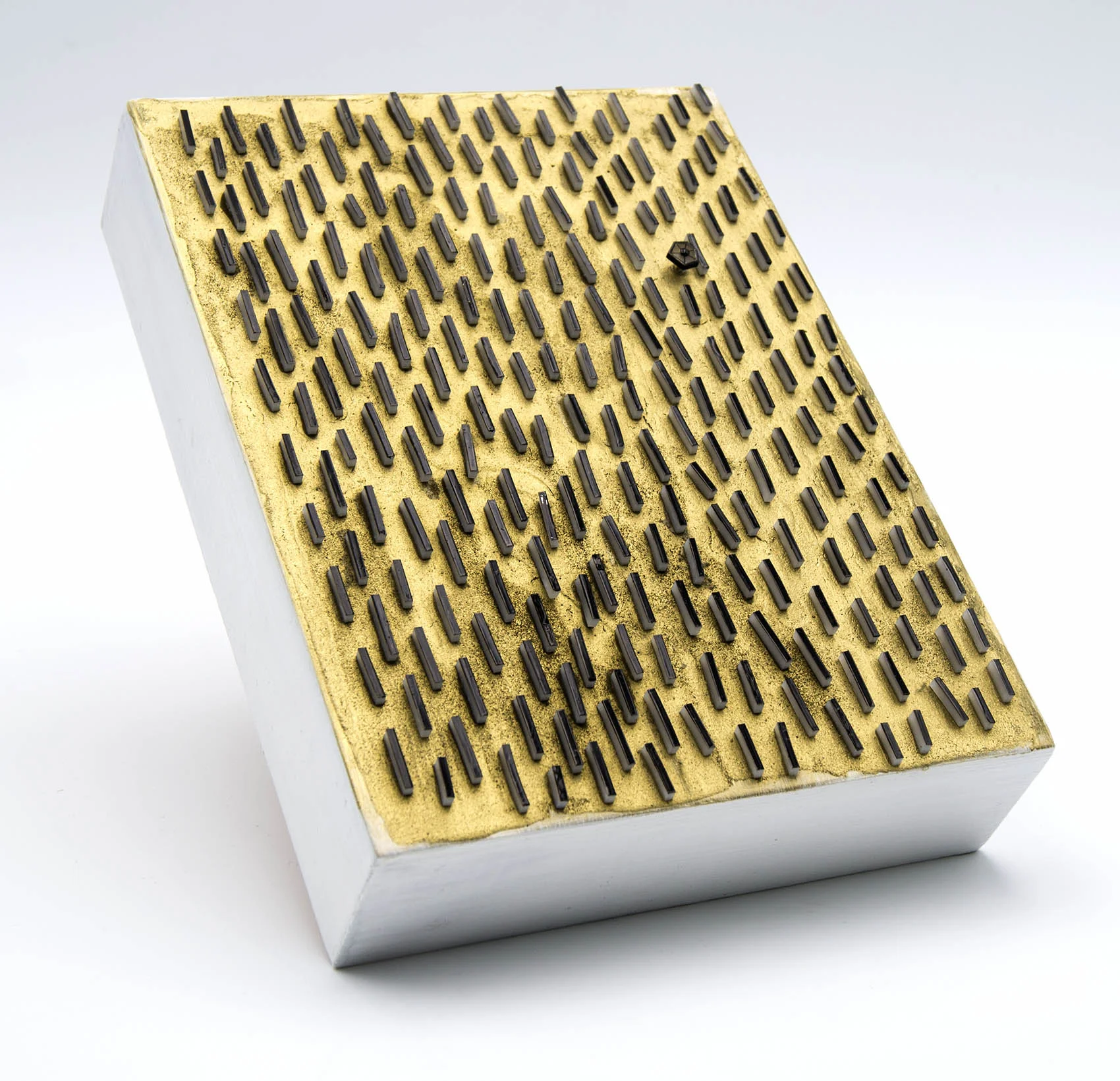 dp3d014-misfit-3d-angle.jpg