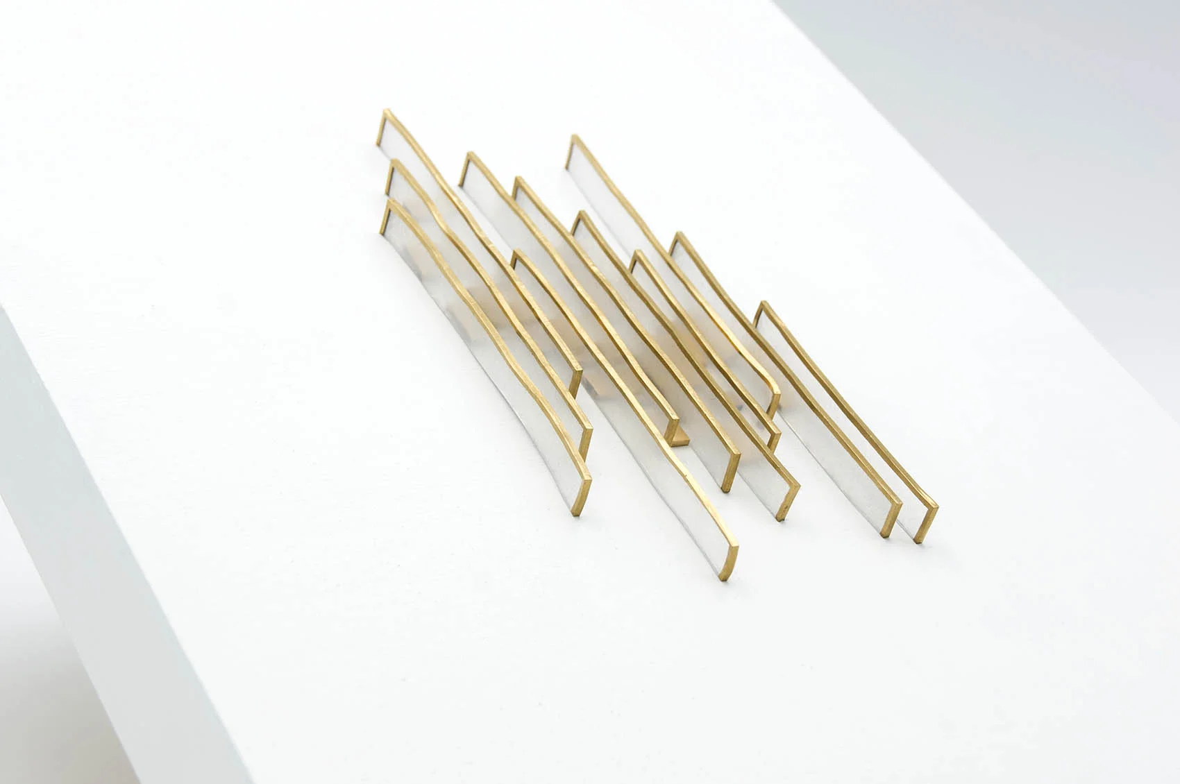 dp3d006-dna-sequence-gold-detail1.jpg