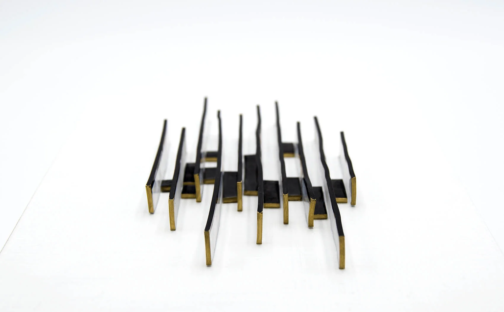dp3d034-dna-sequence-small-black-detail1.jpg