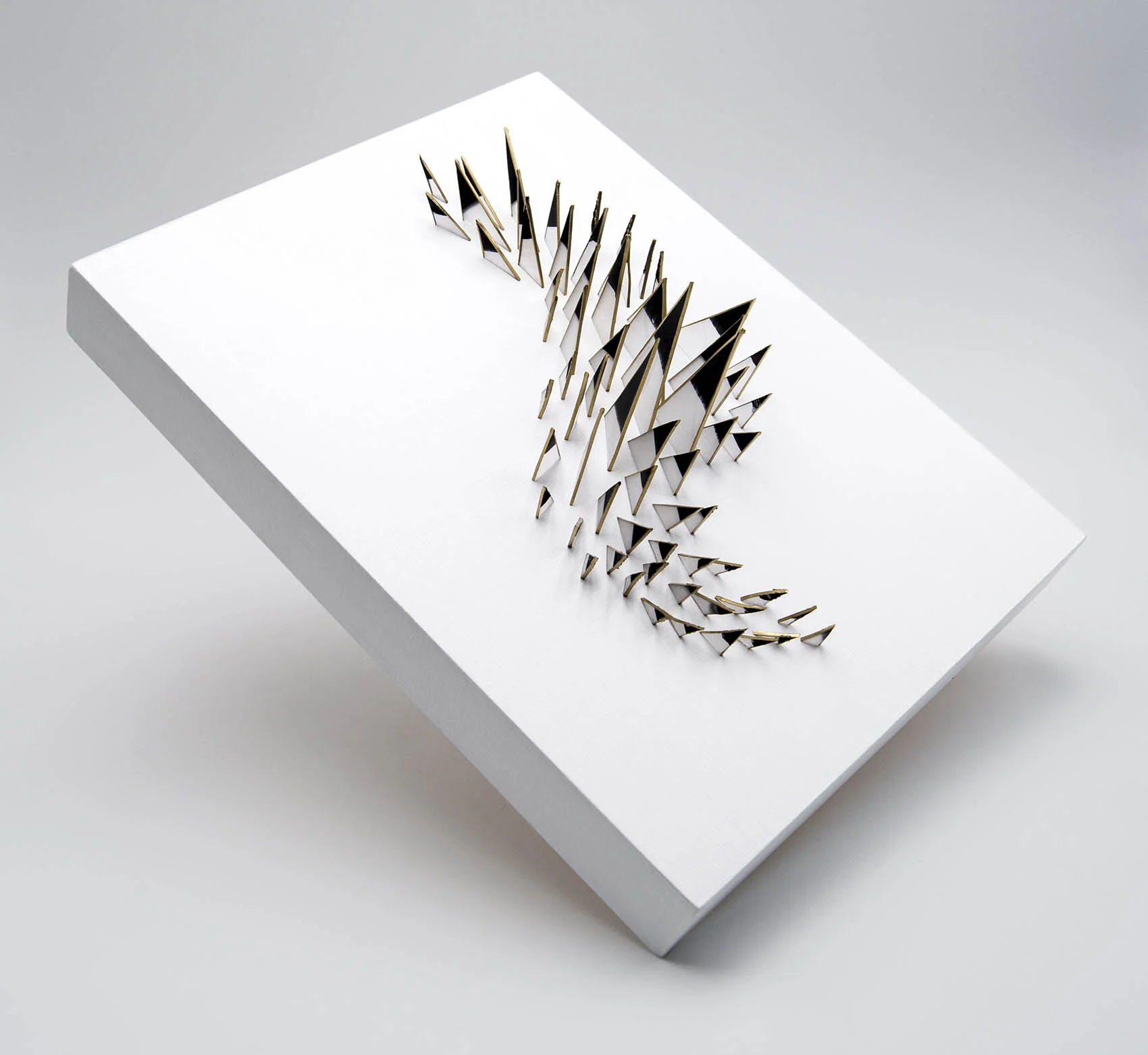 dp3d058-quill-wave-corner.jpg