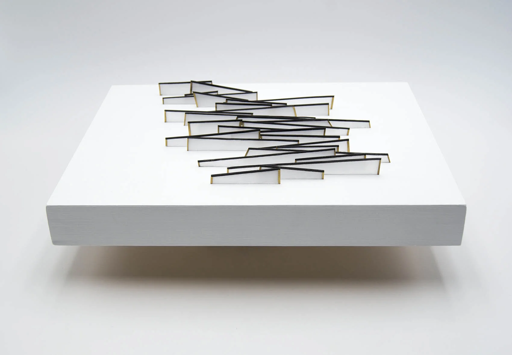dp3d064-false-parallels-5-detail2.jpg